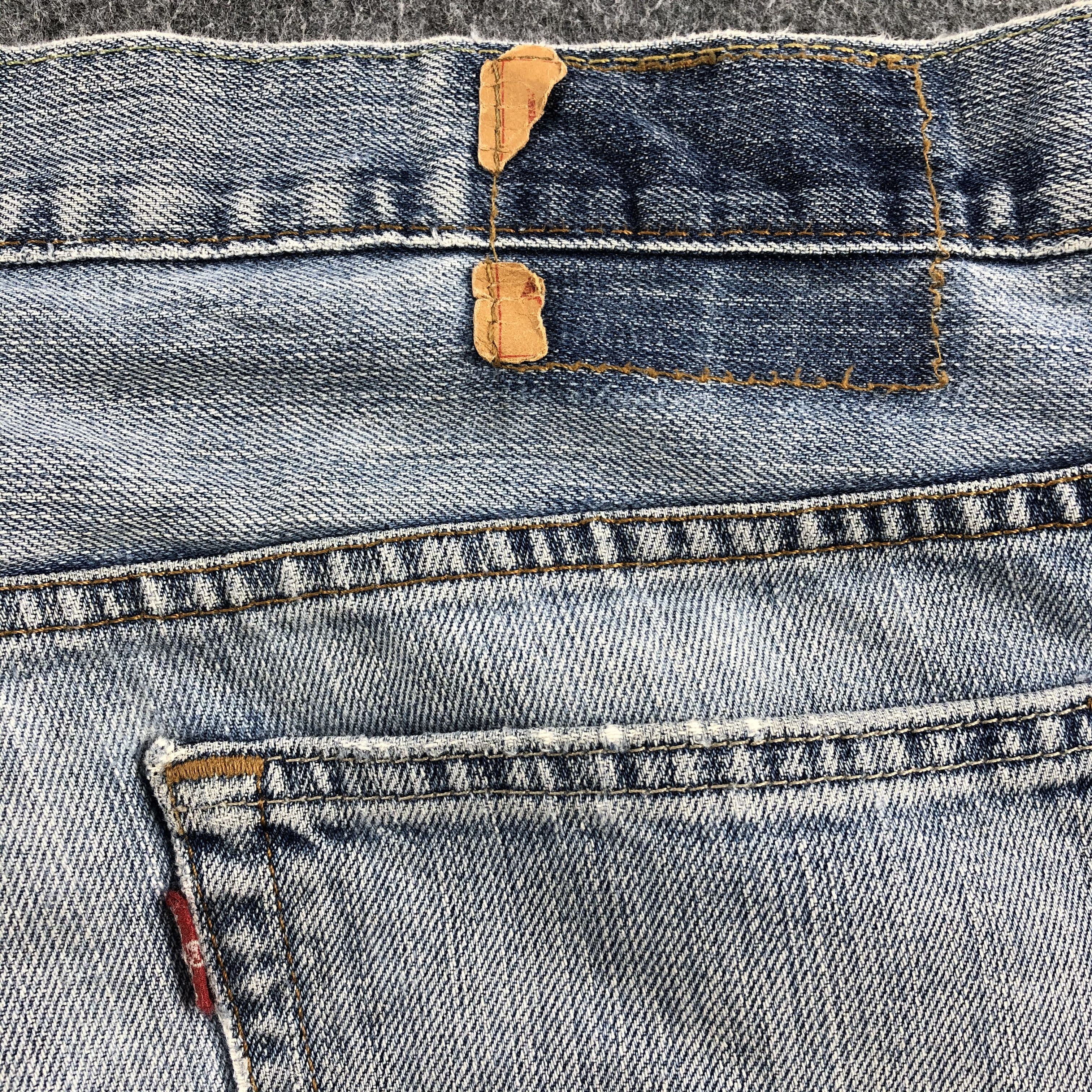 Levi's × Vintage Vintage Light Wash Levis 569 Jeans-JM723 Size US 36 / EU 52 - 5 Thumbnail