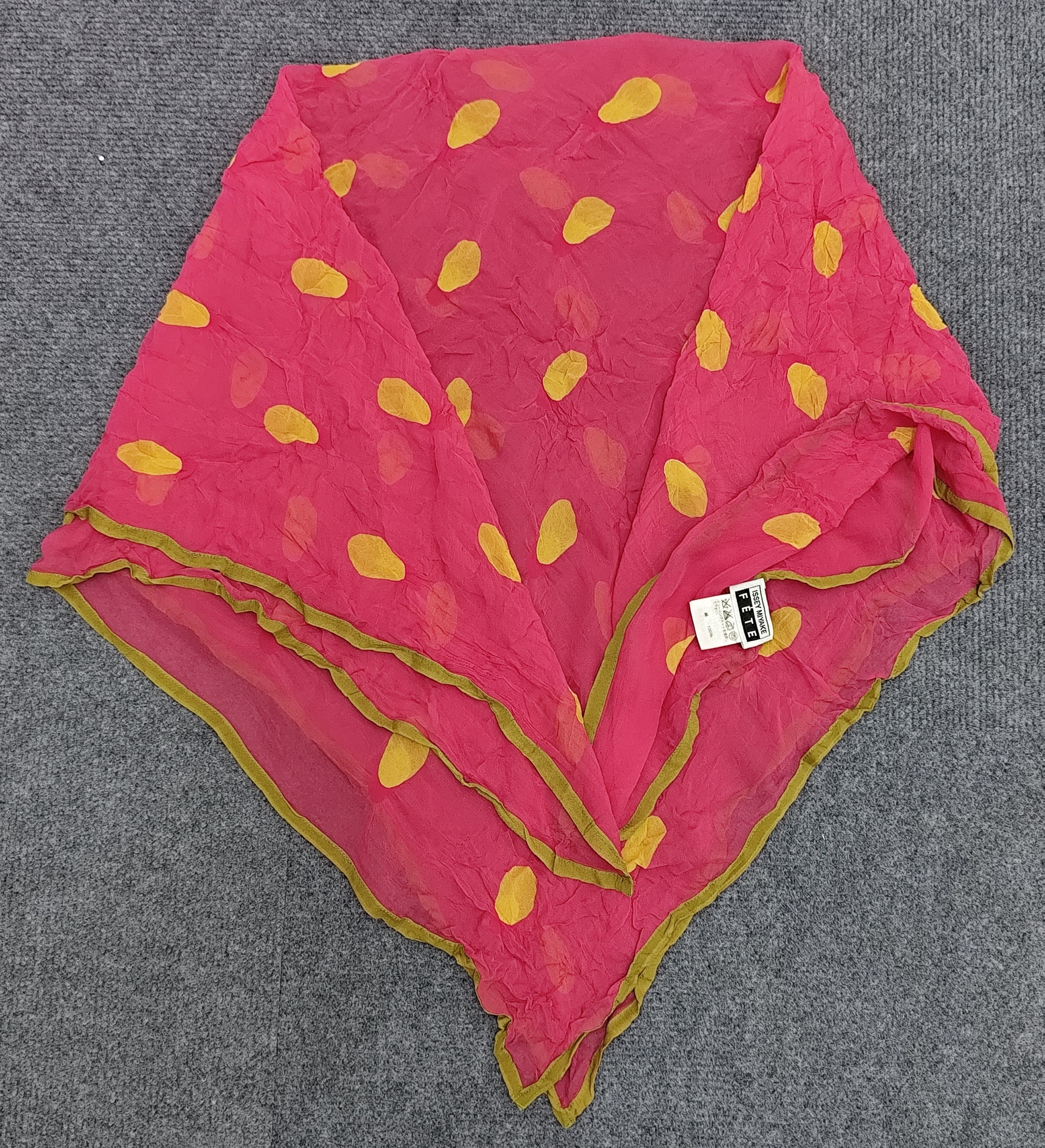 Issey Miyake Issey Miyake FETE Polka Dot Silk Scarf / Shawl Size ONE SIZE - 1 Thumbnail
