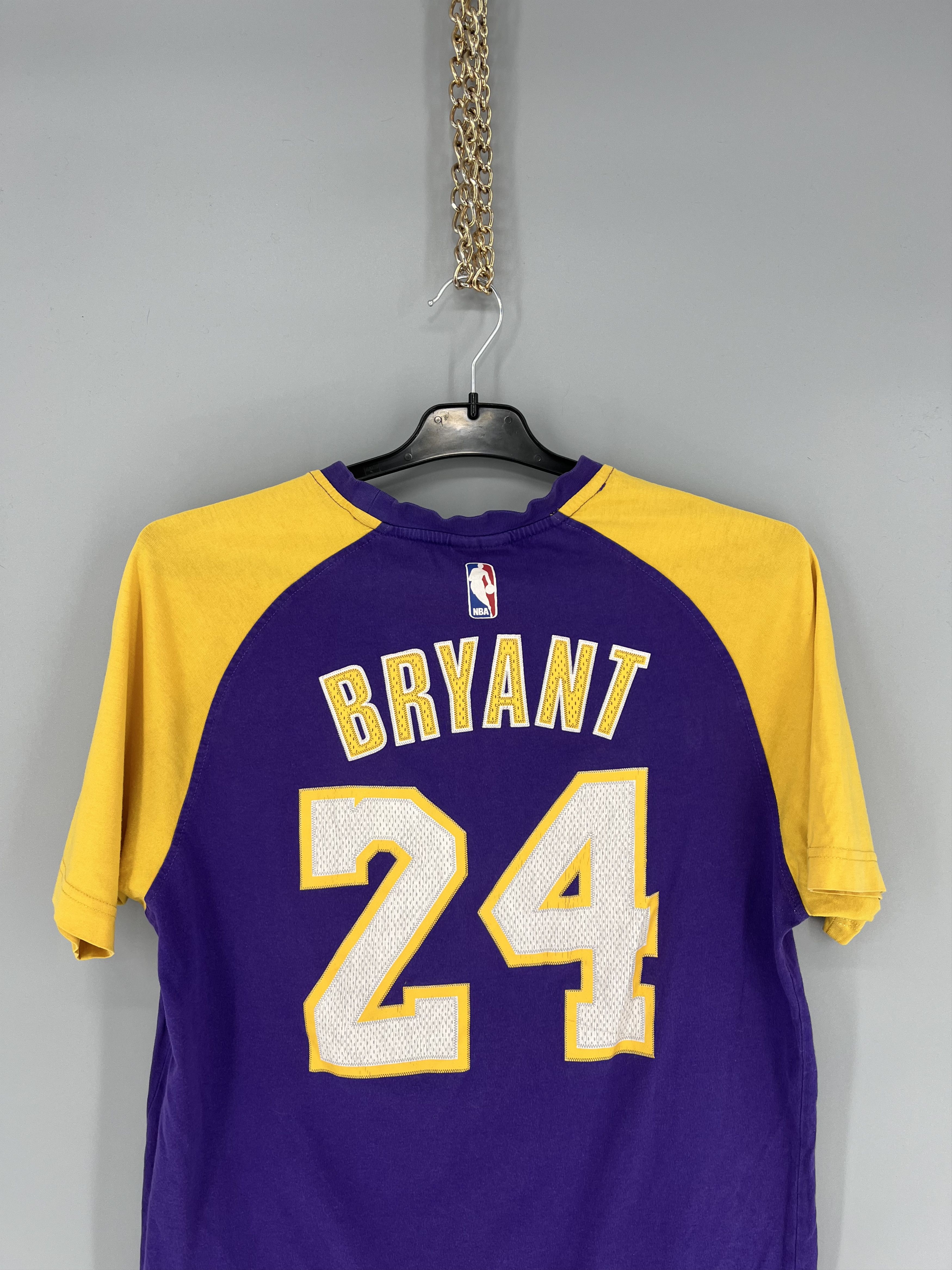 Adidas 🔷Vintage Adidas L.A. Lakers Kobe Bryant #24 T-shirt🔷 Size US M / EU 48-50 / 2 - 11 Thumbnail