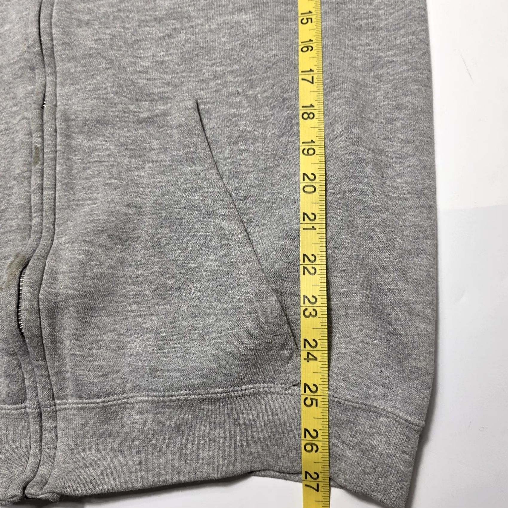 Disney VINTAGE Disney Epcot Mickey Mouse Full Zip Hoodie Men L USA Distressed 90s Hoodie Mens Large Gray Pockets 90s Retro Canvas Cotton Baggy Crew Neck Size US L / EU 52-54 / 3 - 6 Thumbnail