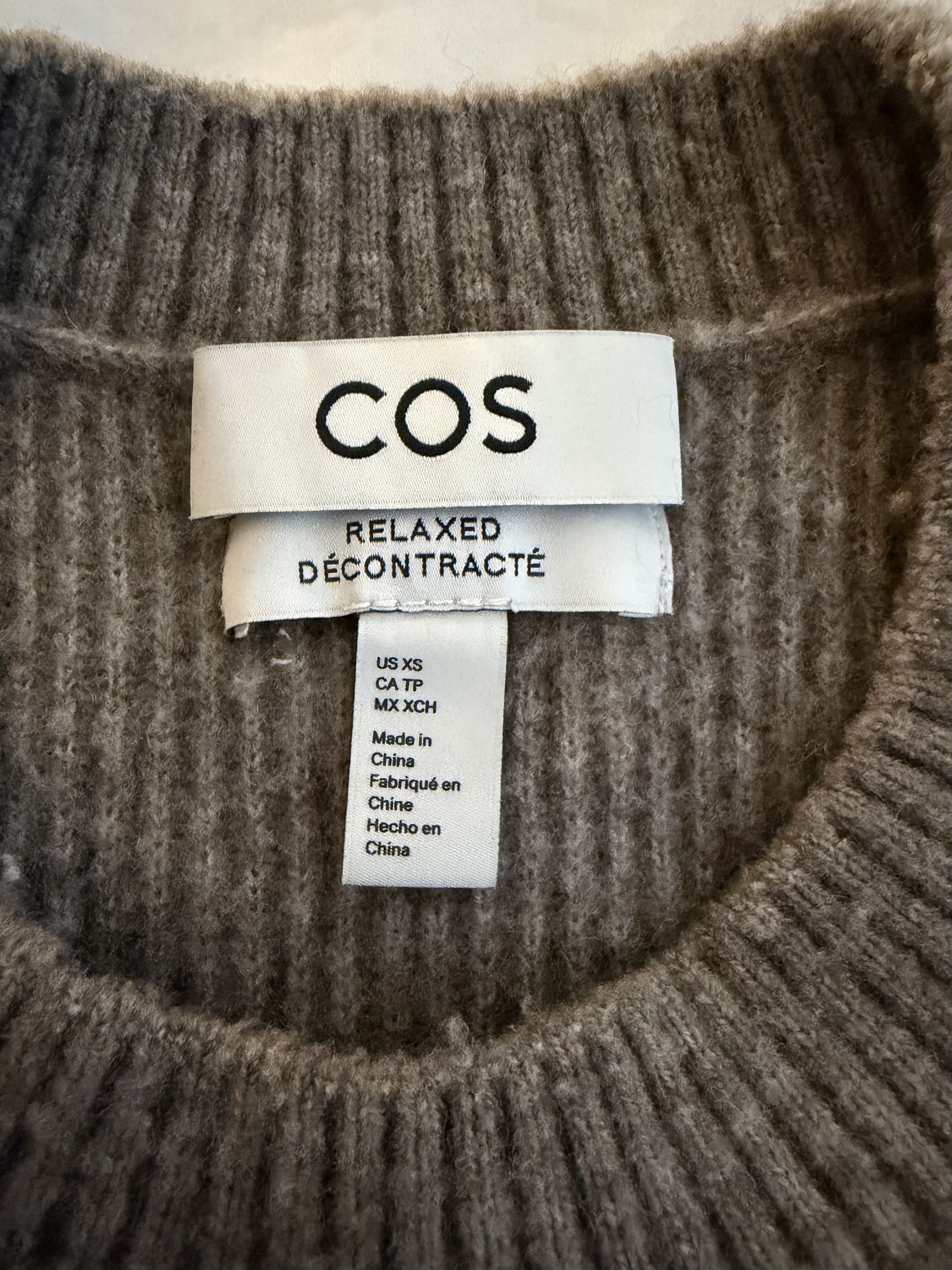 Cos Relaxed Knit Sweater Size US XS / EU 42 / 0 - 4 Thumbnail