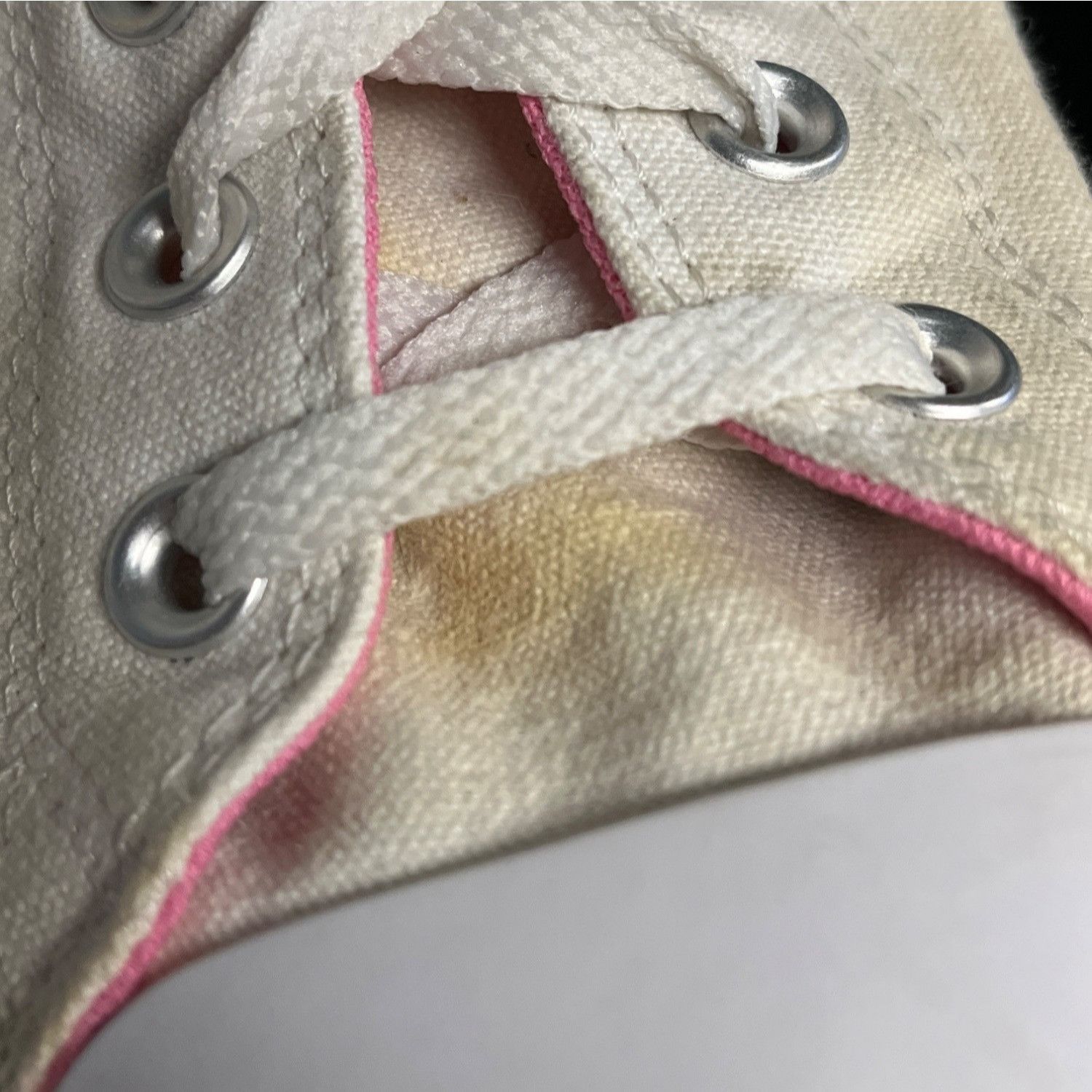 Converse Converse Chuck Taylor Unisex White Shoes/Sneakers SzM10.5/W1 Size US 10.5 / EU 43-44 - 12 Thumbnail