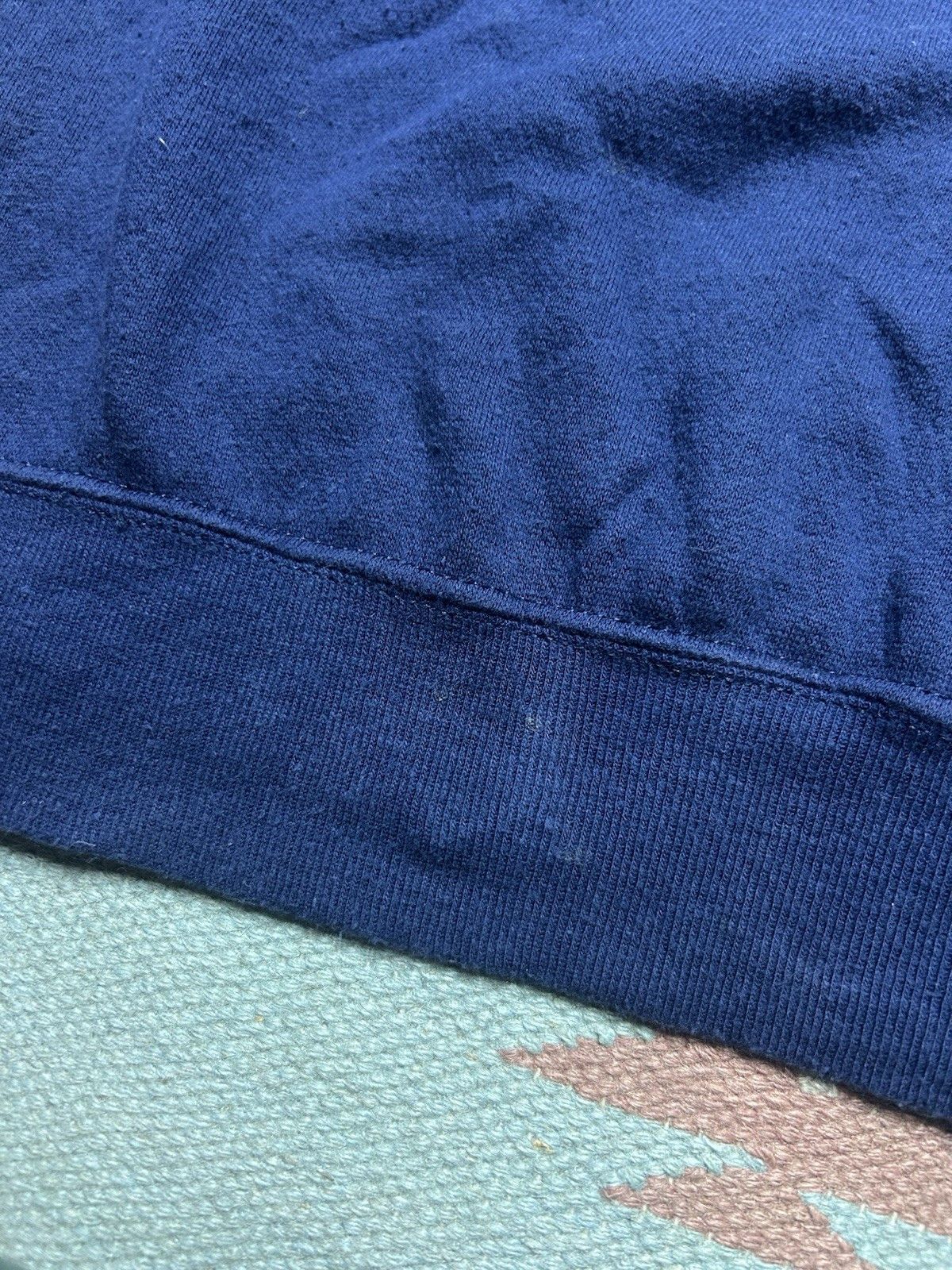 Vintage Vintage 70s crewneck sweatshirt navy blue blank raglan XL Size US XL / EU 56 / 4 - 3 Thumbnail
