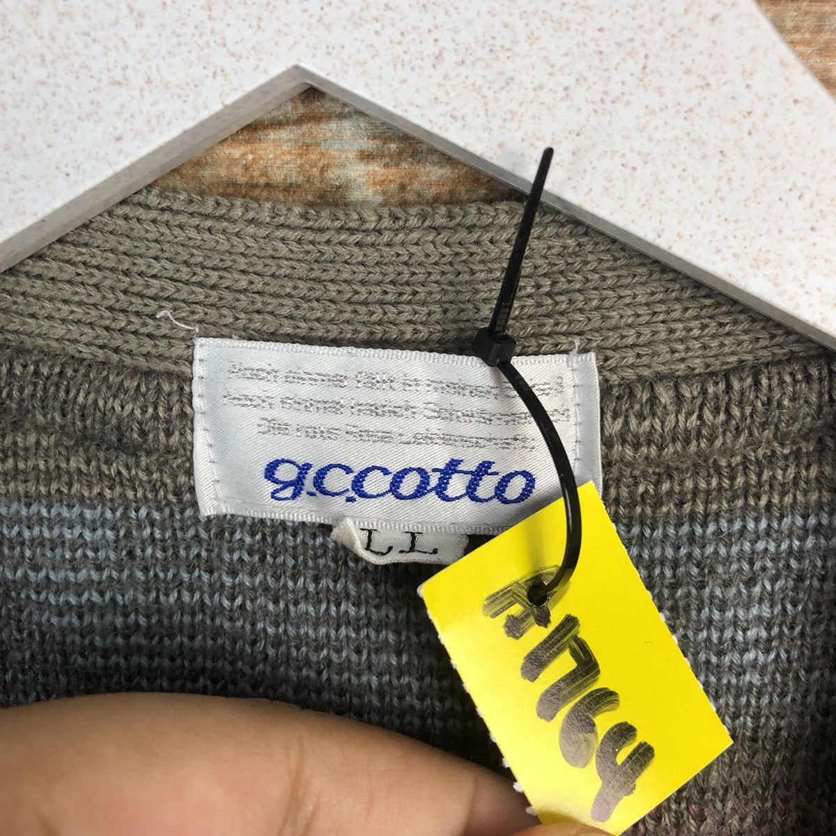 Homespun Knitwear × Japanese Brand Gccoto vintage japan Grey Vest Knitwear #A1764 Size US L / EU 52-54 / 3 - 7 Thumbnail
