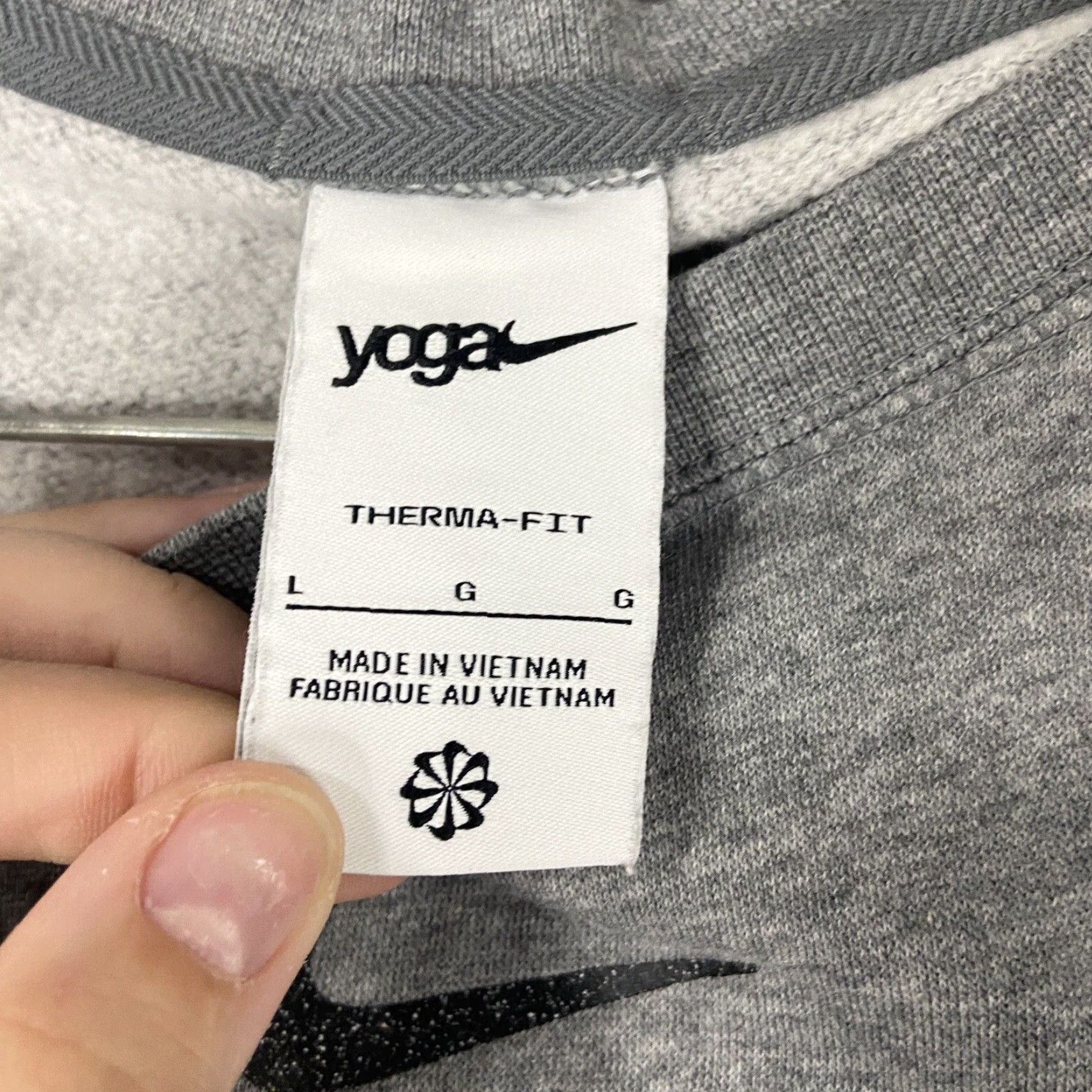 Nike Nike Therma Yoga Long Sleeve Crew Neck Activewear Gray Women’s L Size L / US 10 / IT 46 - 6 Thumbnail