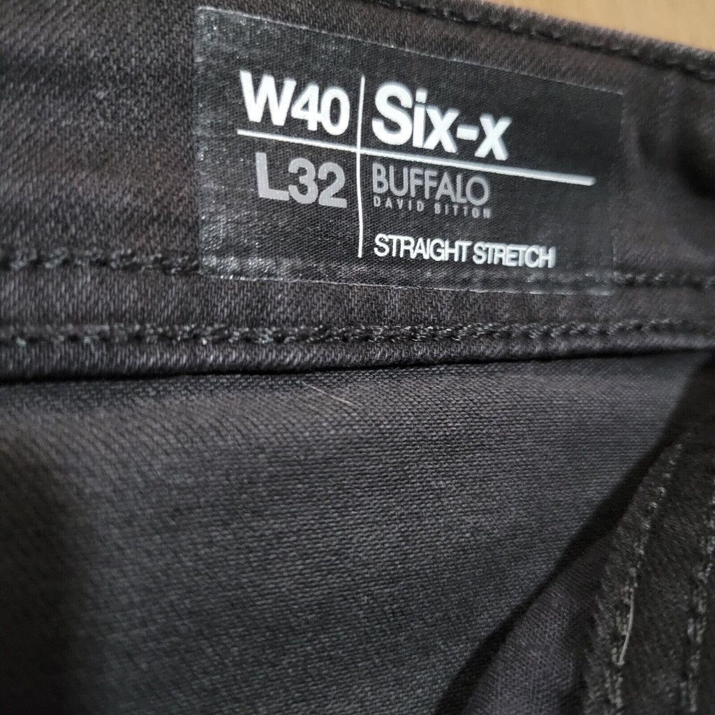 Buffalo David Bitton Buffalo David Bitton Six-x Straight Jeans Men's. Size 40/32. Size US 40 / EU 56 - 9 Thumbnail