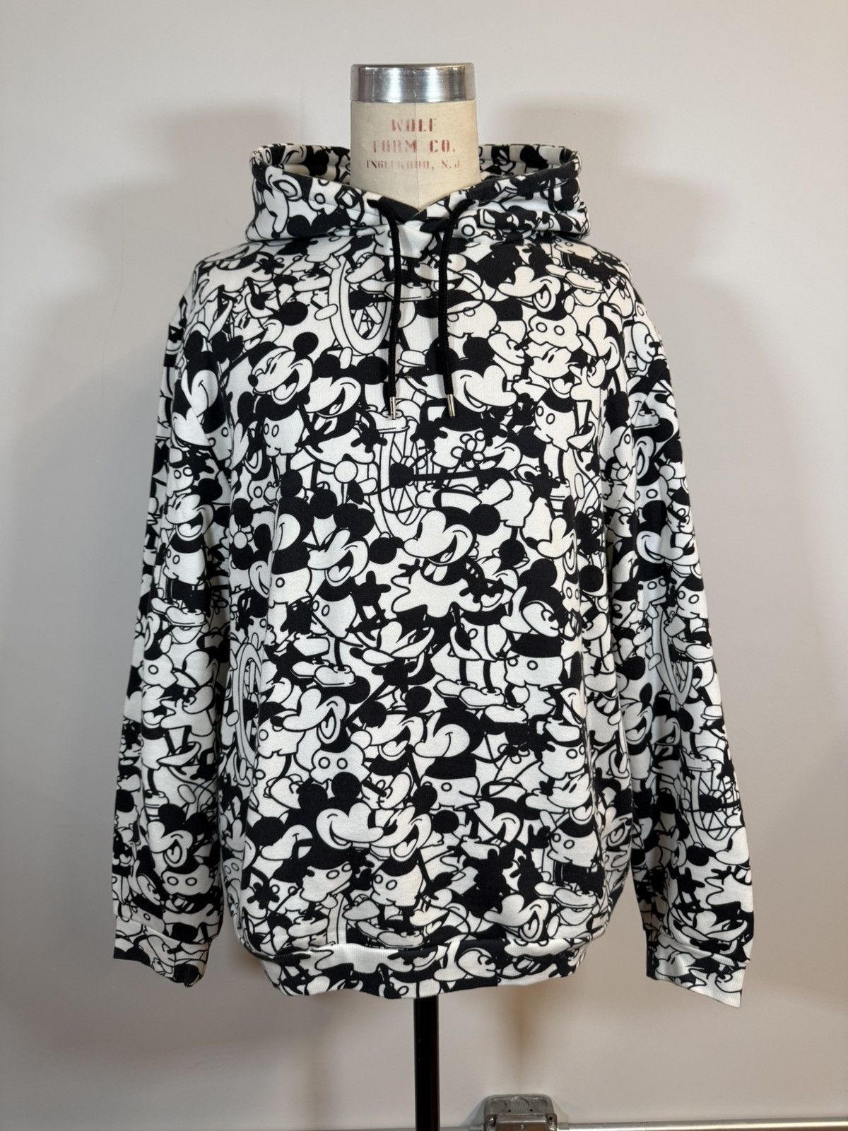 Opening Ceremony Opening Ceremony x Disney Mickey Mouse All-Over Print Hoodie Size US XL / EU 56 / 4 - 1 Thumbnail