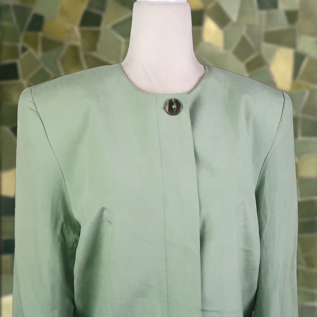 Vintage VINTAGE 90s Light Green 100% Silk Collarless Longline Blazer Jacket S Size S / US 4 / IT 40 - 1 Thumbnail