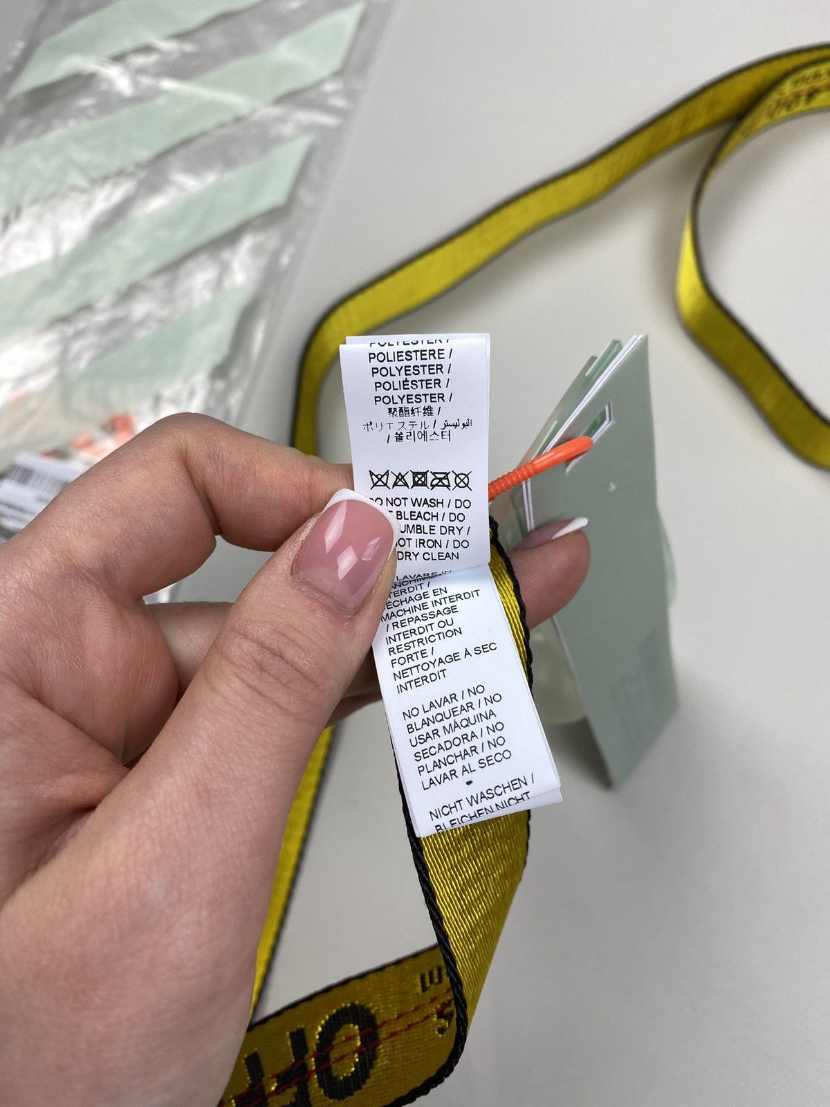 Off-White BNWT! Off-white Carry OV Mini Industrial belt one Size Size ONE SIZE - 12 Thumbnail