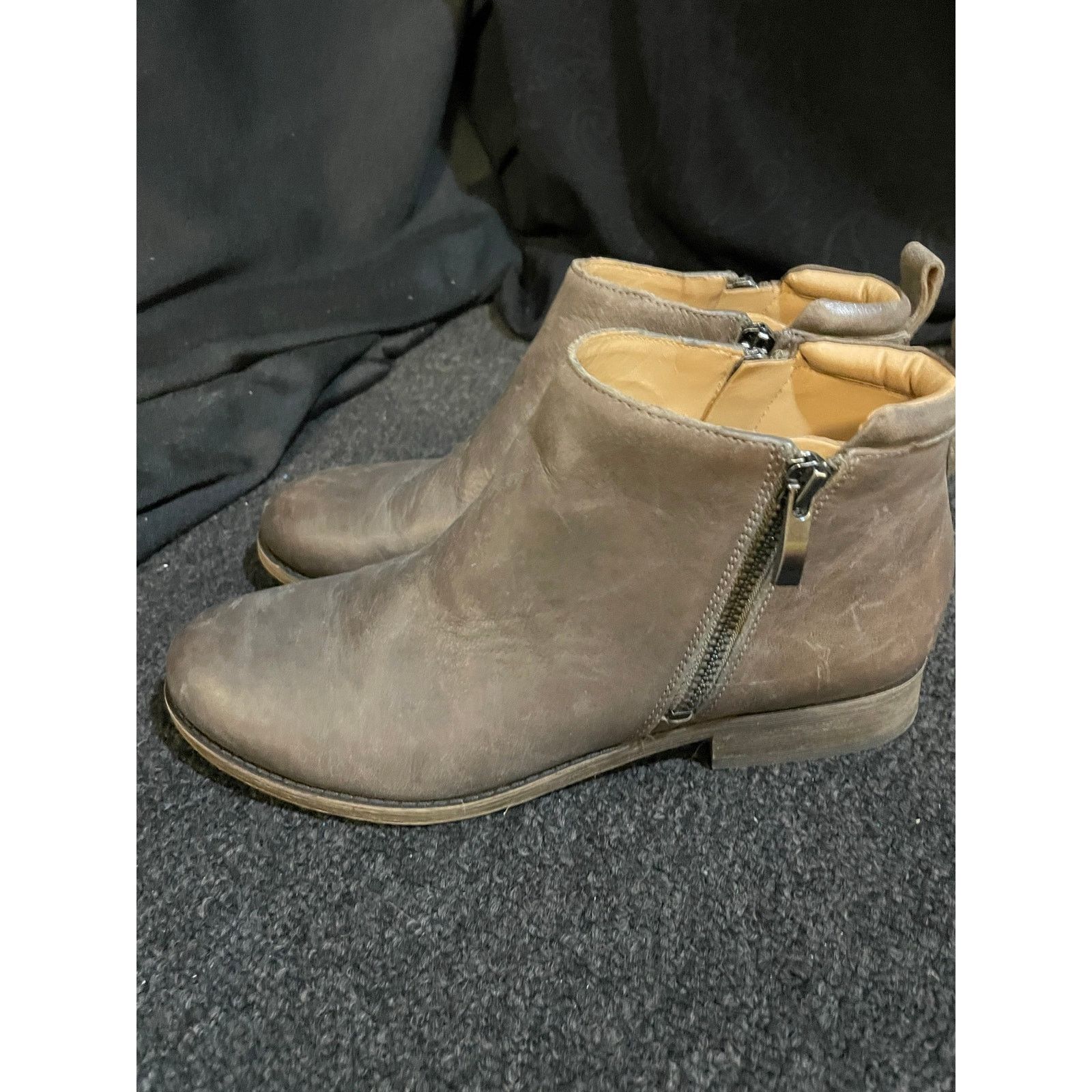 Franco Sarto Franco Sarto Keegan Ankle Boots Gray Double Zipper Women Size US 7.5 / IT 37.5 - 4 Thumbnail