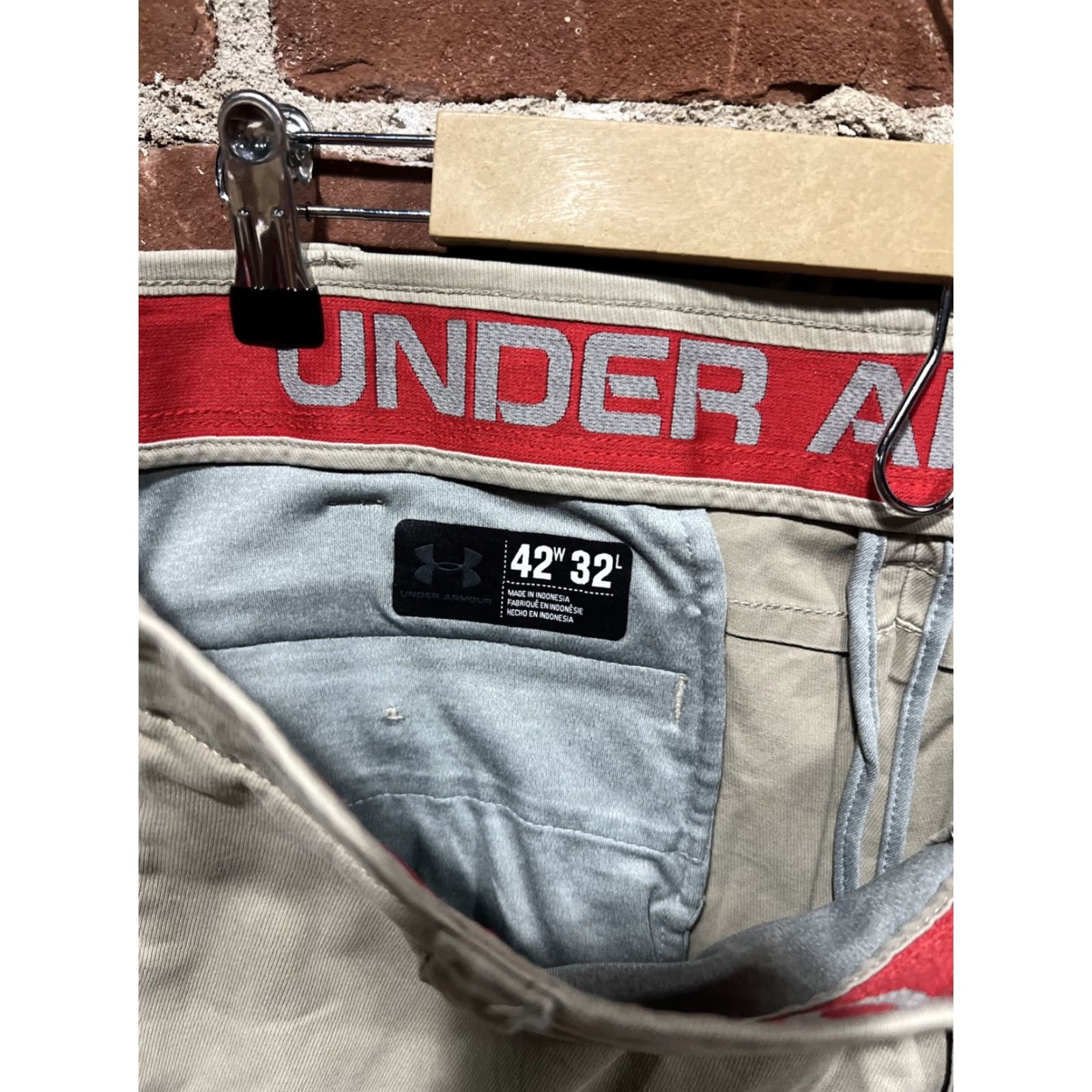 Under Armour Under Armour Pants Mens 42x32 Khaki Beige Chino Tactical Regular Style Mens Size US 42 / EU 58 - 2 Thumbnail