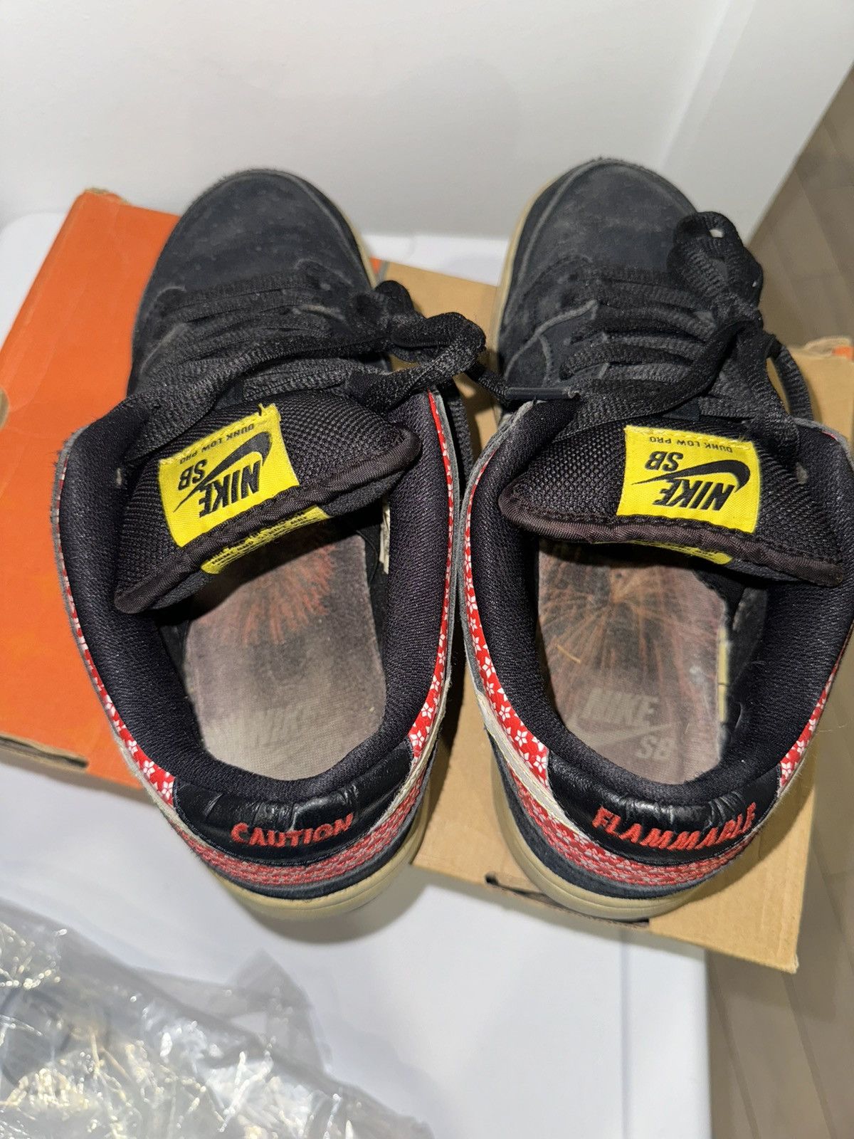 Nike Nike SB Dunk Low Premium SB 'Firecracker' Size US 8 / EU 41 - 5 Thumbnail