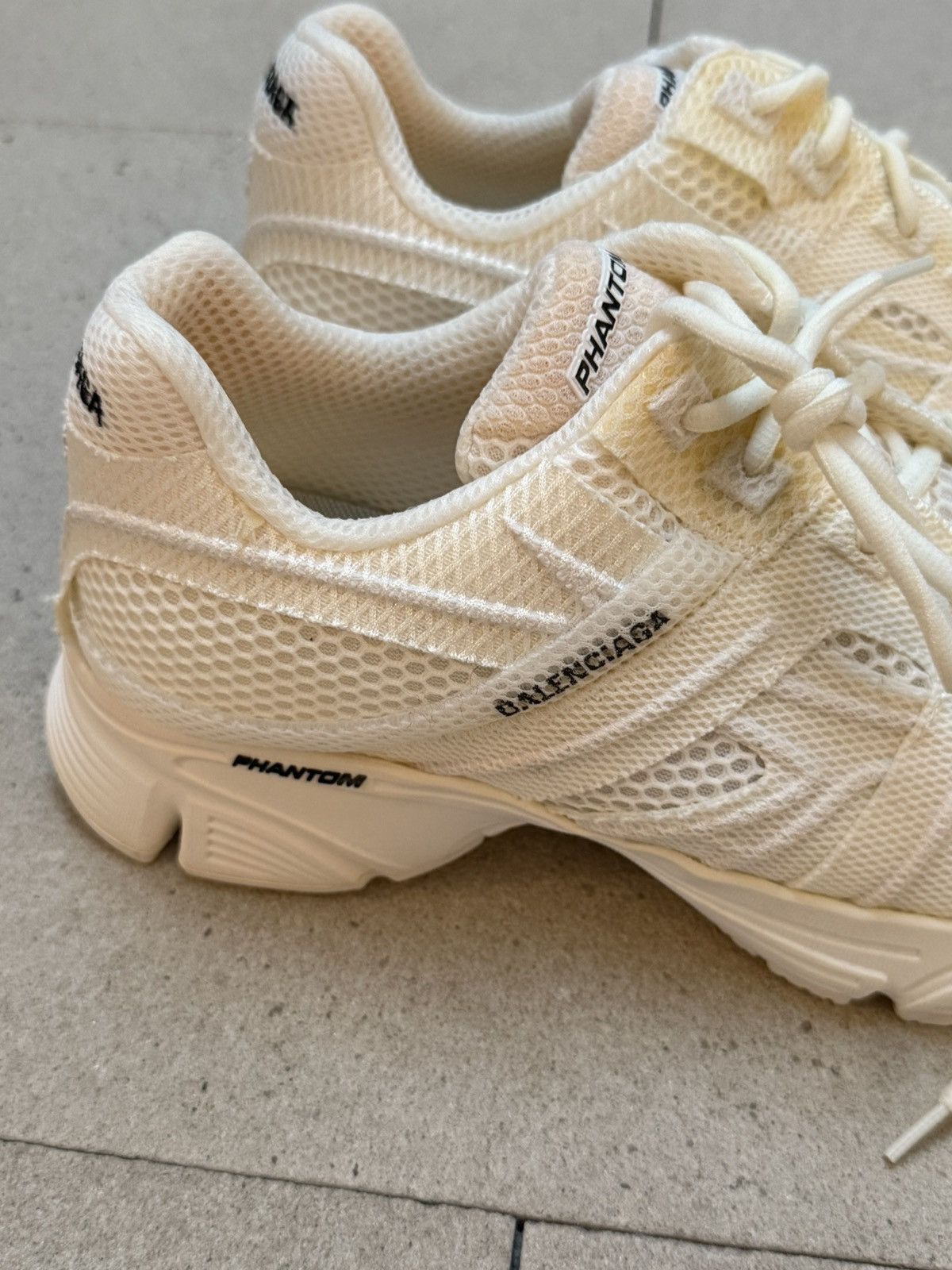 Balenciaga Balenciaga Phantom Sneakers Size US 10 / EU 43 - 1 Thumbnail