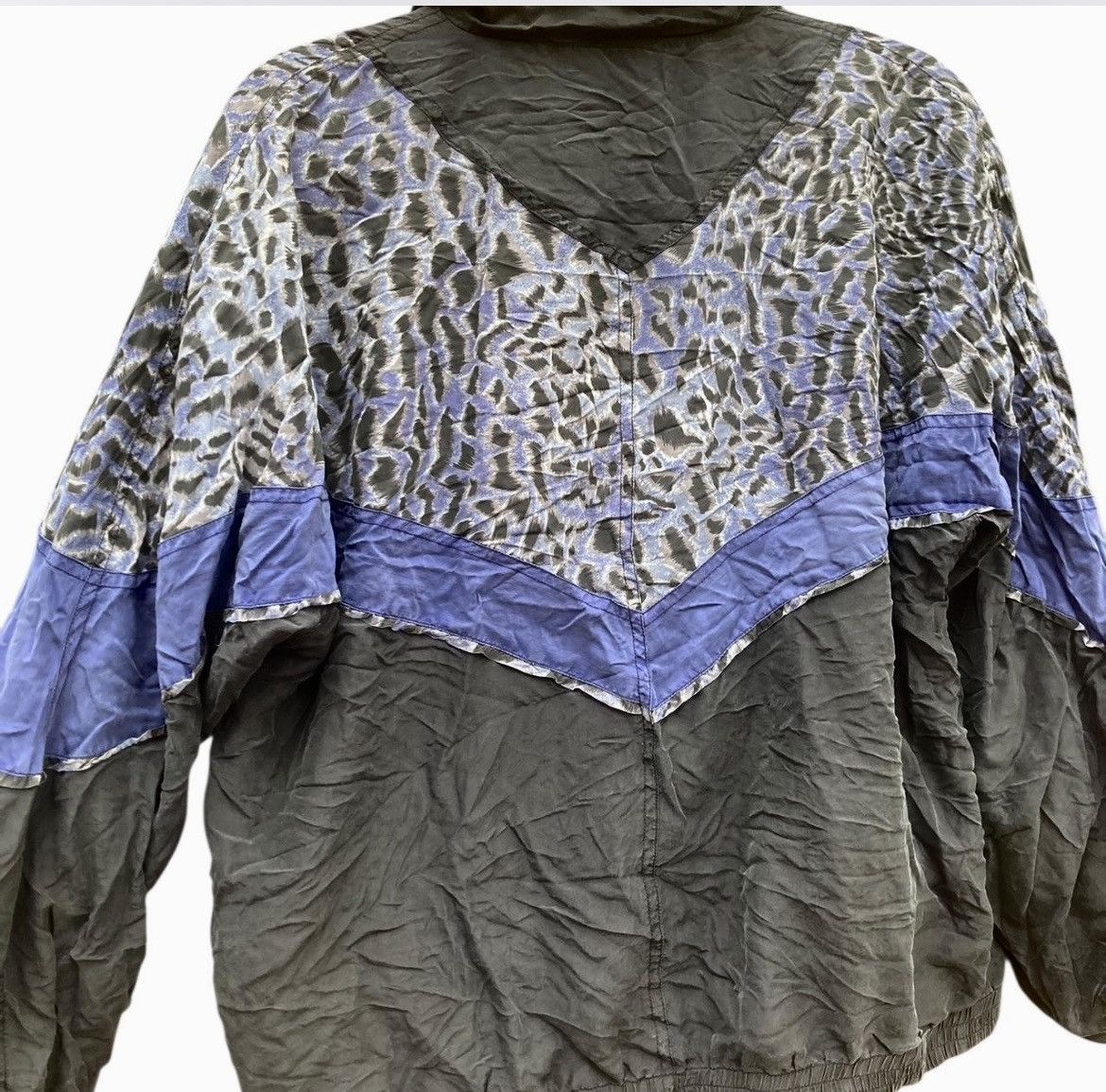 Vintage 90’s Vintage Leopard Cheetah Print Windbreaker Jacket M Size US M / EU 48-50 / 2 - 2 Thumbnail