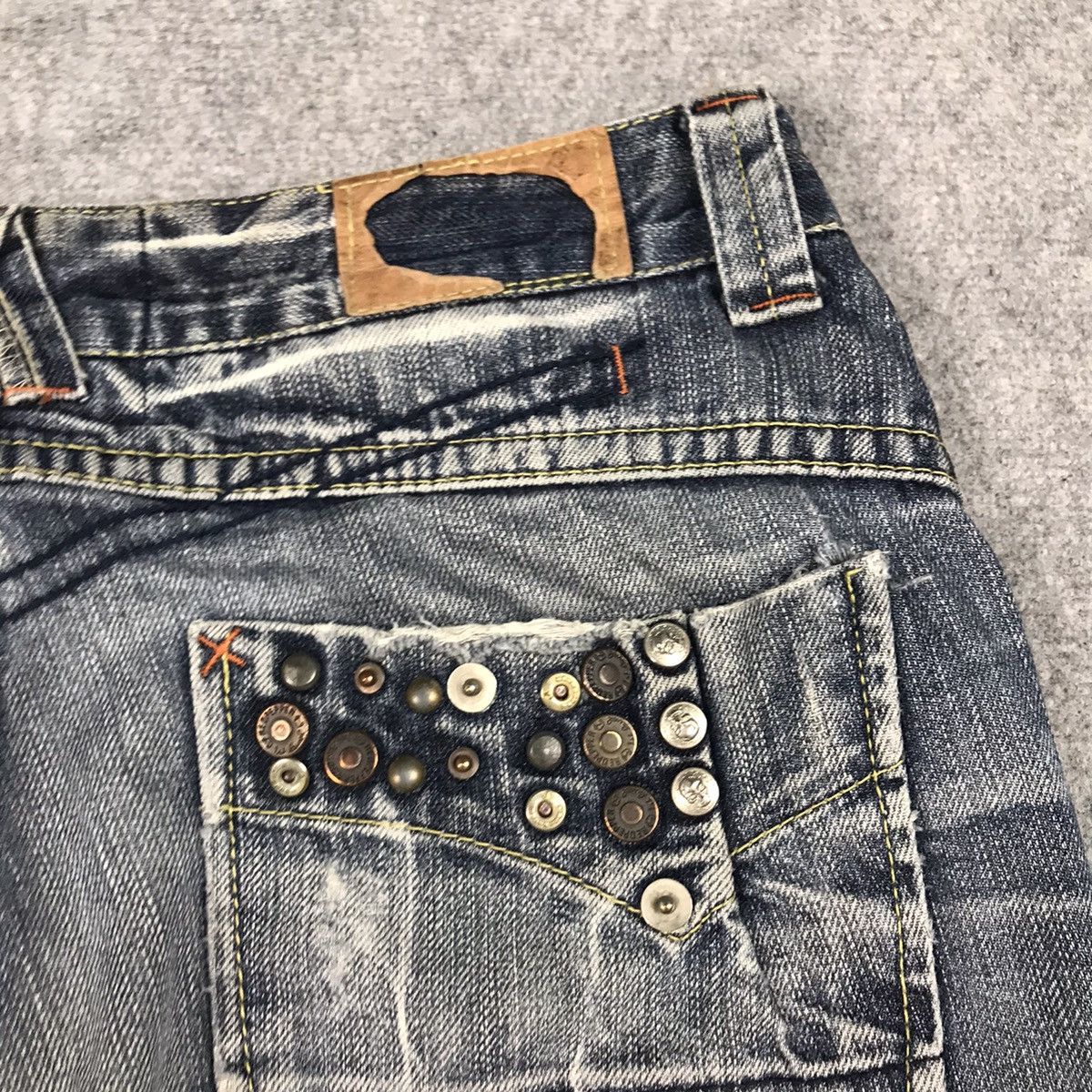 Japanese Brand DISTRESSED DENIM BAGGY RED PEPPER PANTS Size US 34 / EU 50 - 12 Thumbnail