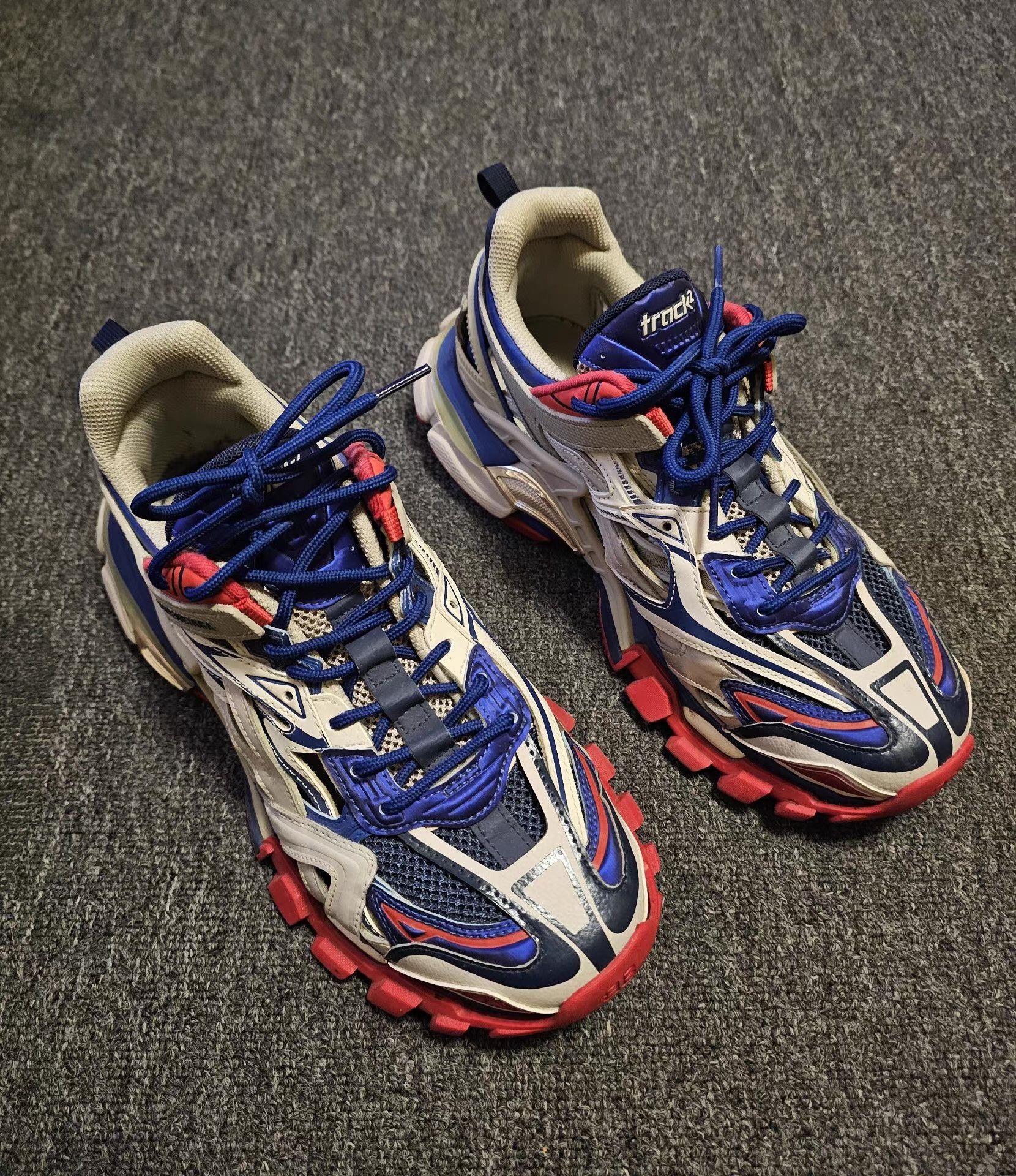 Balenciaga Balenciaga Track 2.0 Dad Sneakers, Size US 8.5 / EU 41-42 - 3 Thumbnail