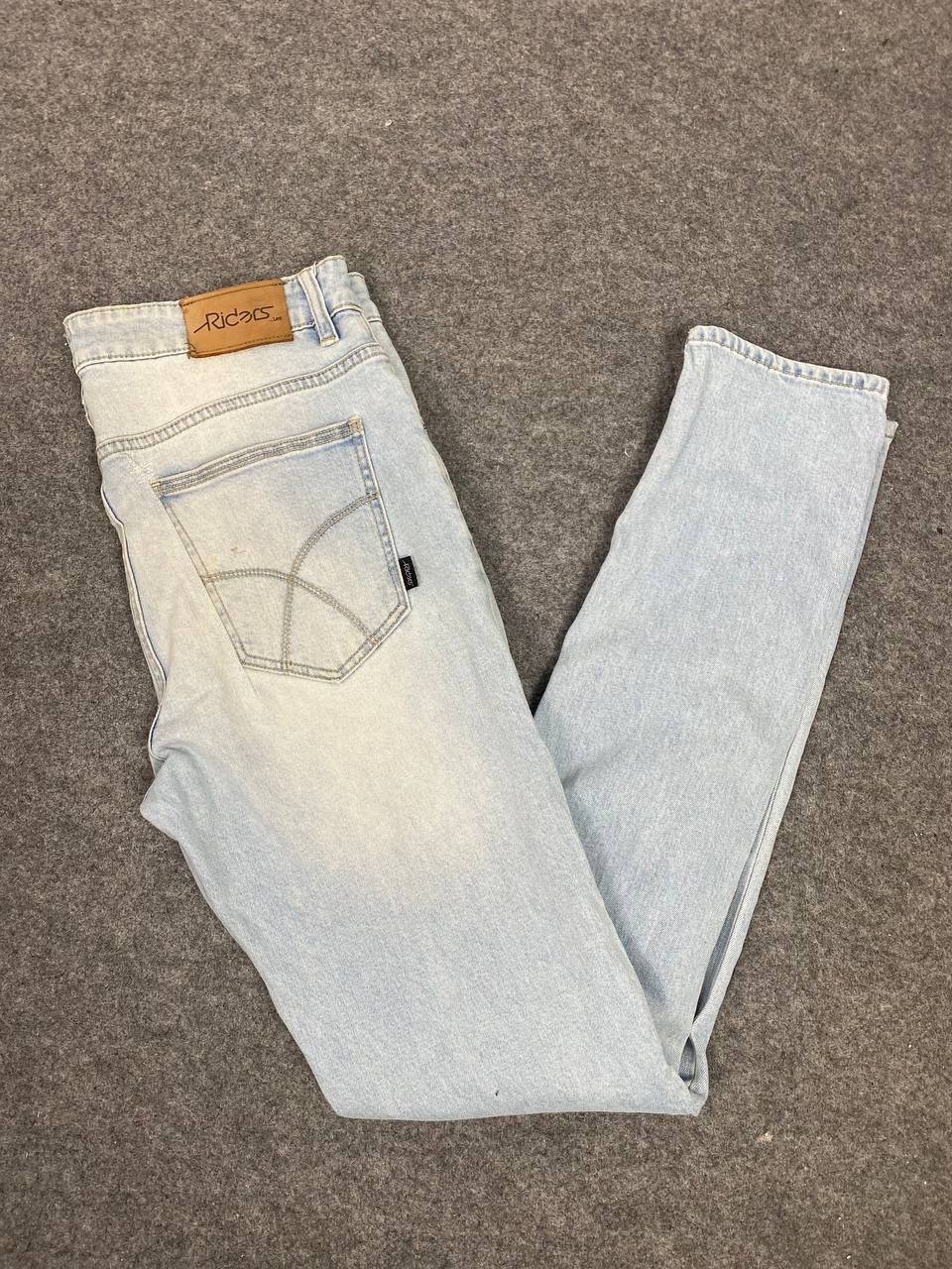 Lee rider by lee lightwash distressed denim Size US 35 - 2 Thumbnail