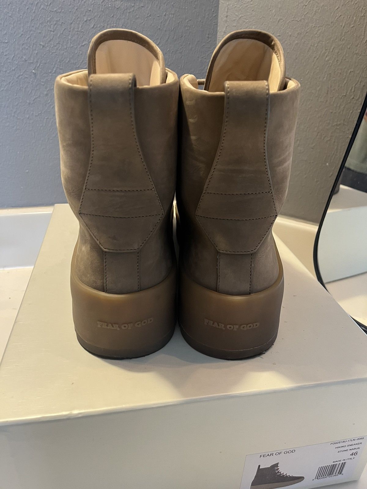 Fear of God Fear Of God Hiking Sneaker Stone Suede sz 13/46 Brand New Size US 13 / EU 46 - 5 Thumbnail