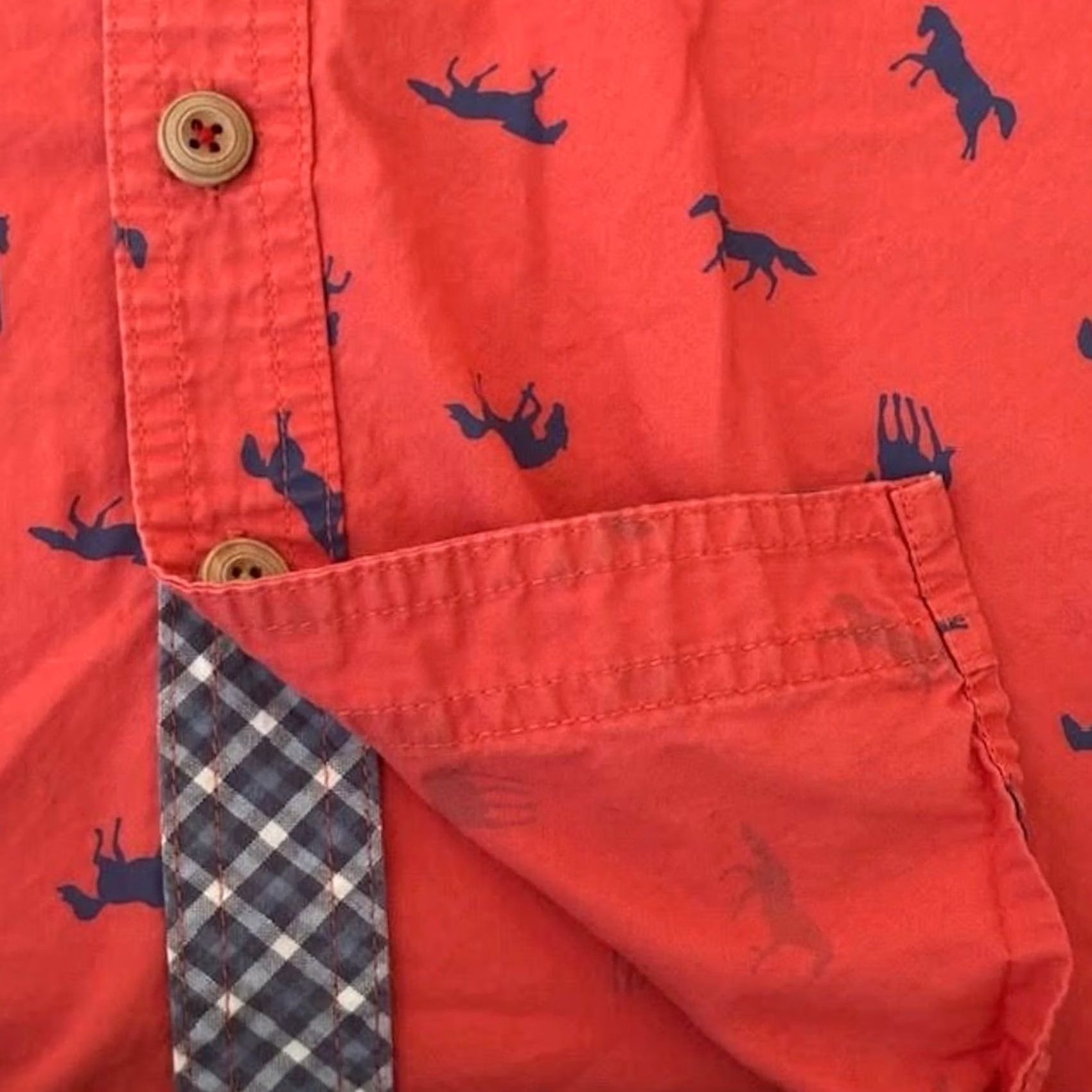 Vintage Matilda Jane X Joanna Gaines Red Horse Print Button-Up Shirt Size L Men Short Sleeve Collared, Casual, Vintage? No Size US L / EU 52-54 / 3 - 7 Thumbnail