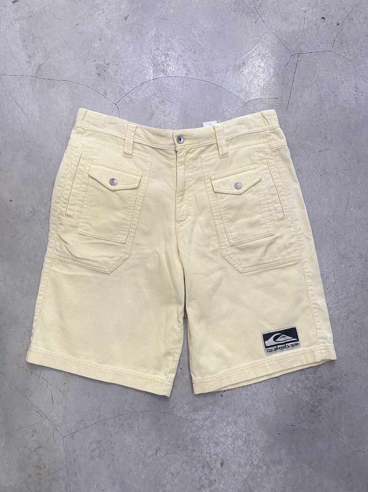 Quicksilver QUIKSILVER SHORTS Size US 34 / EU 50 - 1 Thumbnail