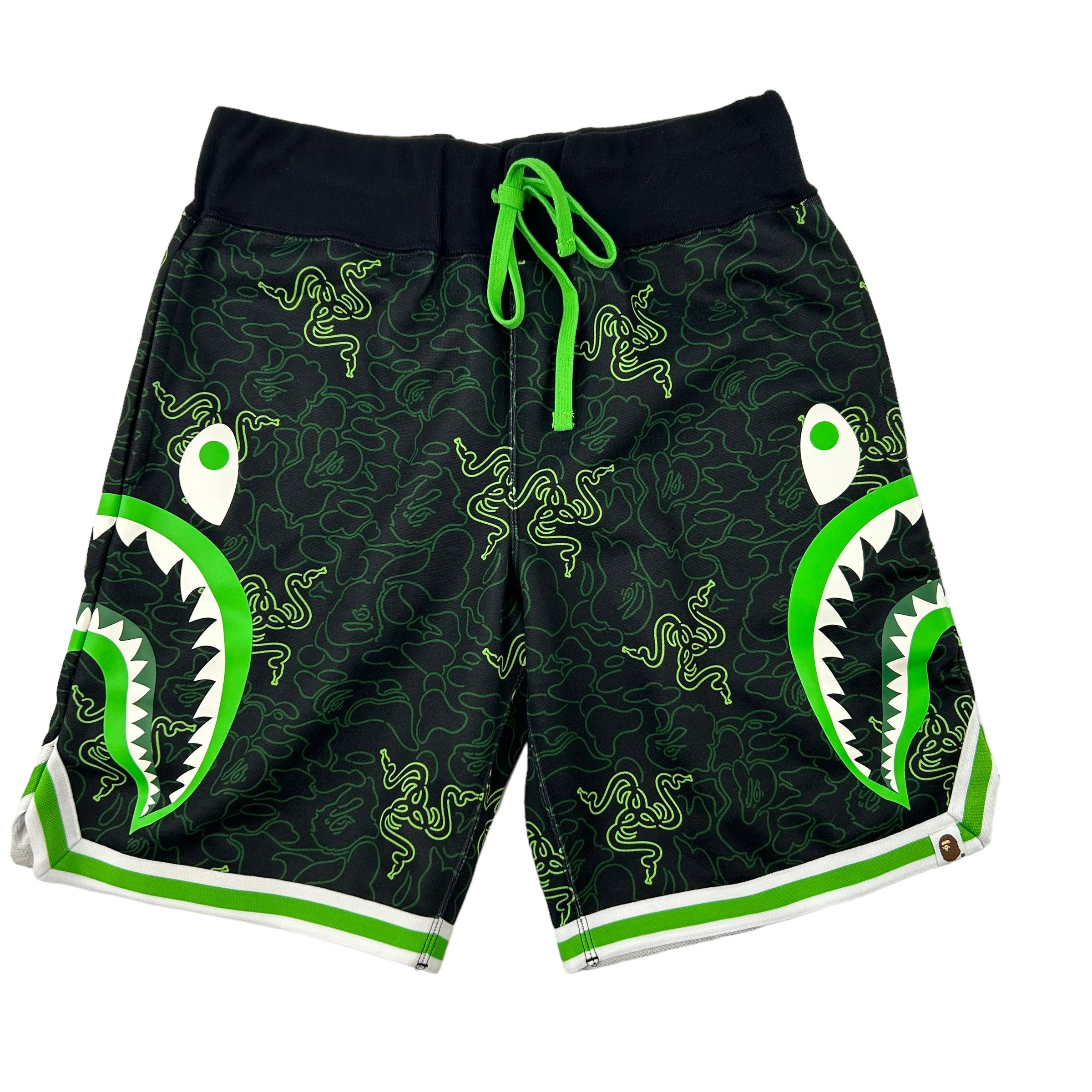 image of New Bape X Razr Shark Camo Sweatshorts in Black, Men's (Size 30)