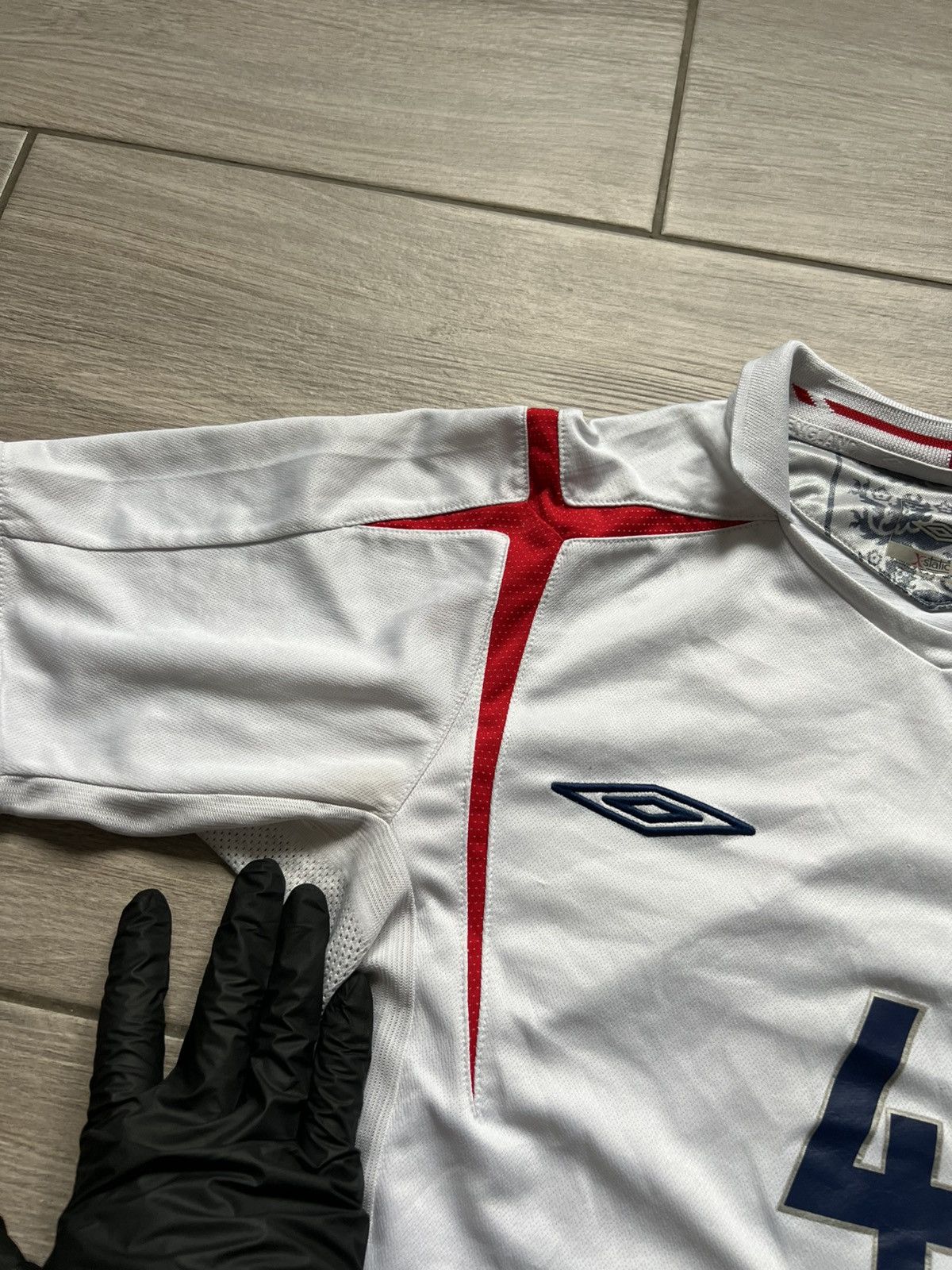 Umbro Vintage Soccer Jersey Umbro England National team 2004-2006 Size US S / EU 44-46 / 1 - 8 Thumbnail