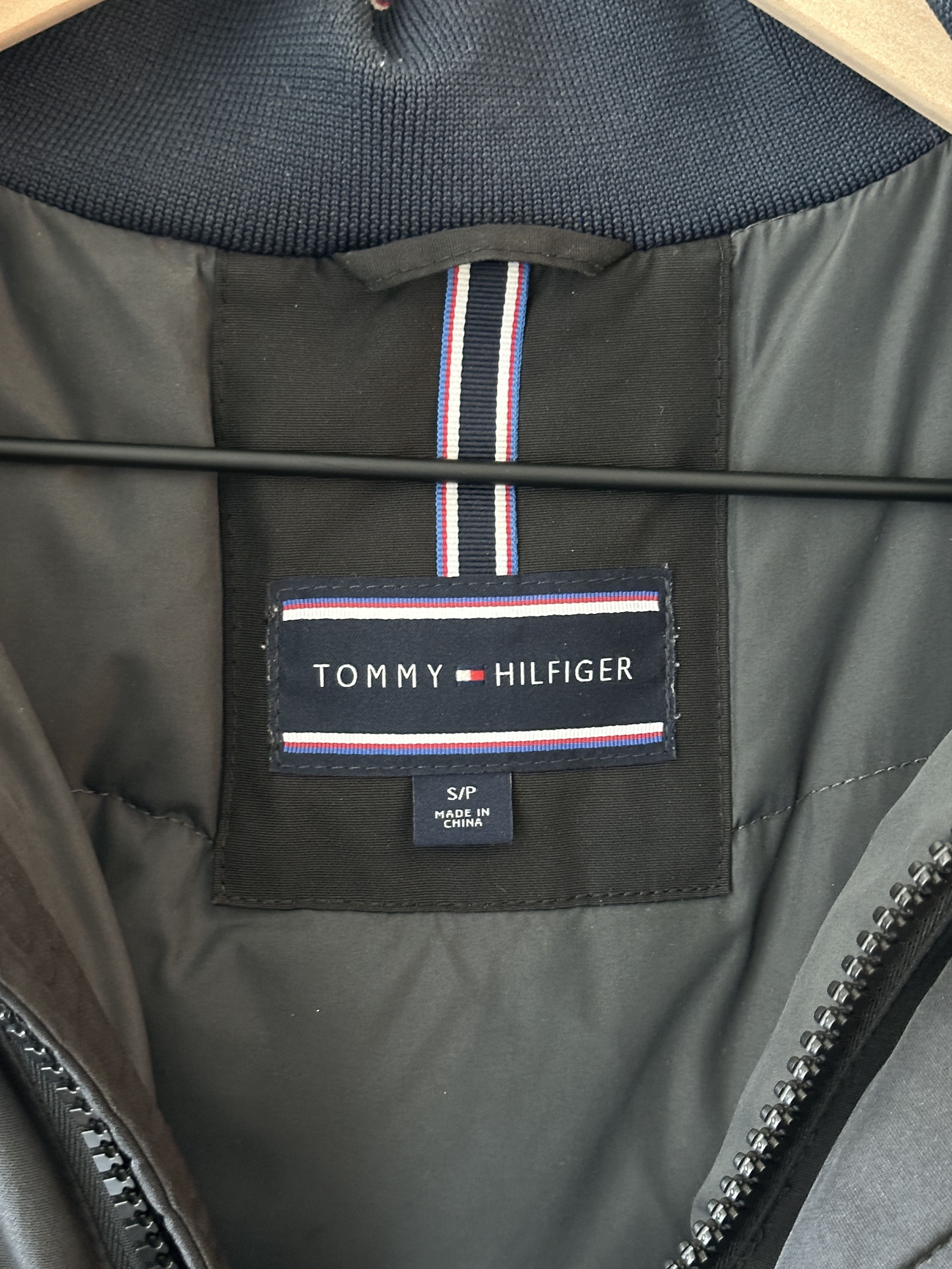 Tommy Hilfiger Vintage Tommy Hilfiger Down Jacket Size US S / EU 44-46 / 1 - 5 Thumbnail