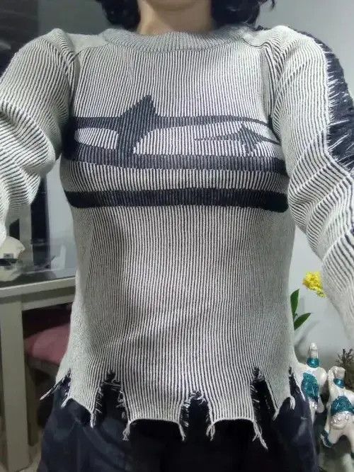 Japanese Brand Ripped Vintage Style Sweater Print Size M / US 6-8 / IT 42-44 - 7 Thumbnail