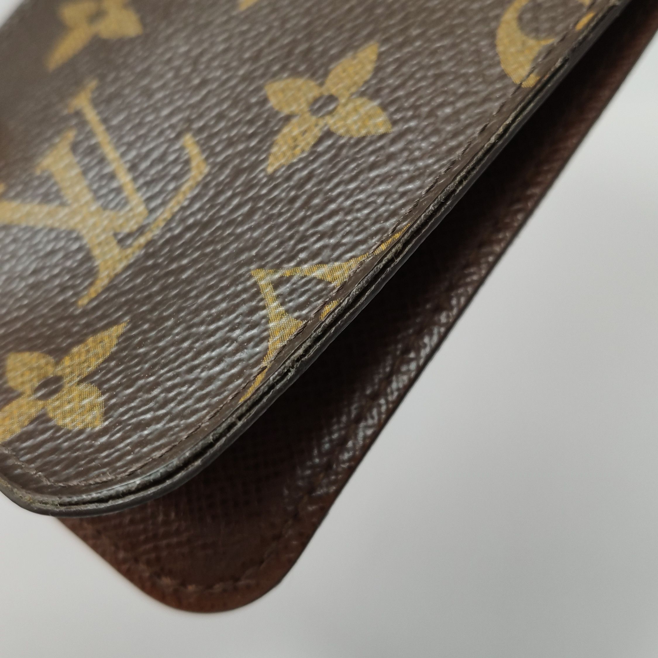 Louis Vuitton Louis Vuitton (LV) Monogram Print Folding Card Holder -y250 Size ONE SIZE - 9 Thumbnail