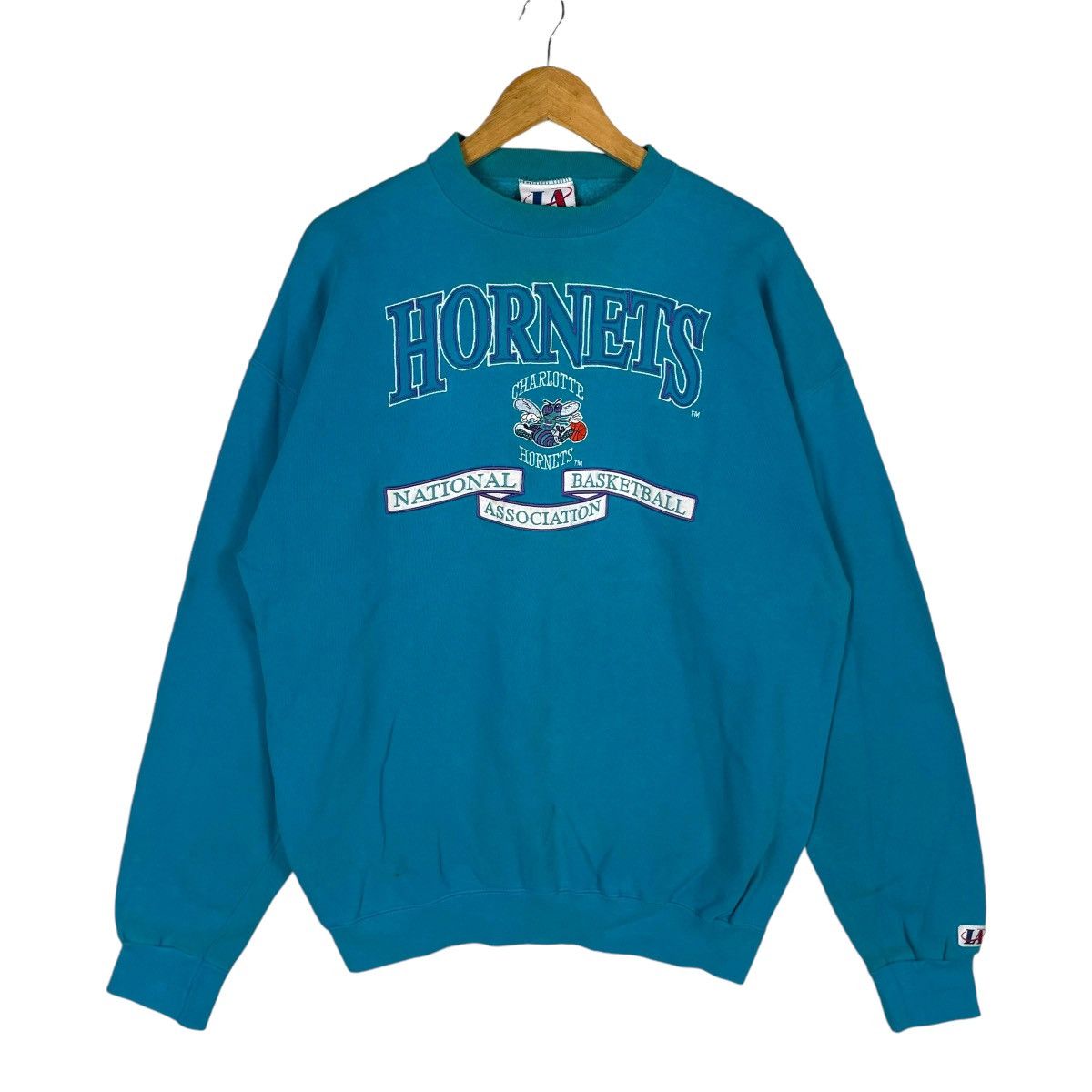 NBA × Vintage 💥 90s CHARLOTTE HORNETS NBA USA SWEATSHIRT Size US L / EU 52-54 / 3 - 1 Thumbnail