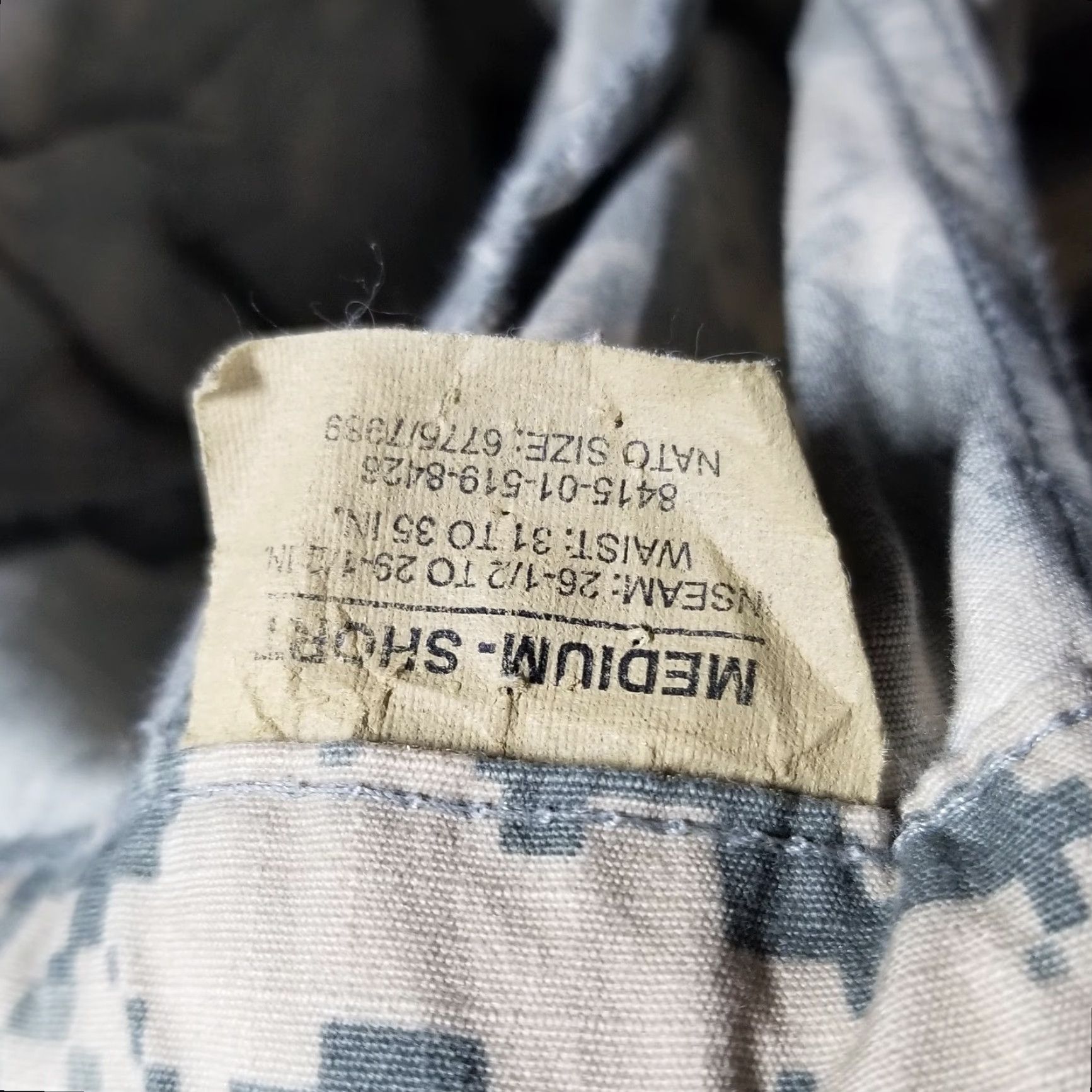 Vintage VINTAGE Army ACU Pants Mens Medium Short Camouflage Ripstop Cargo Military Tactical Men Size US 31 - 7 Thumbnail