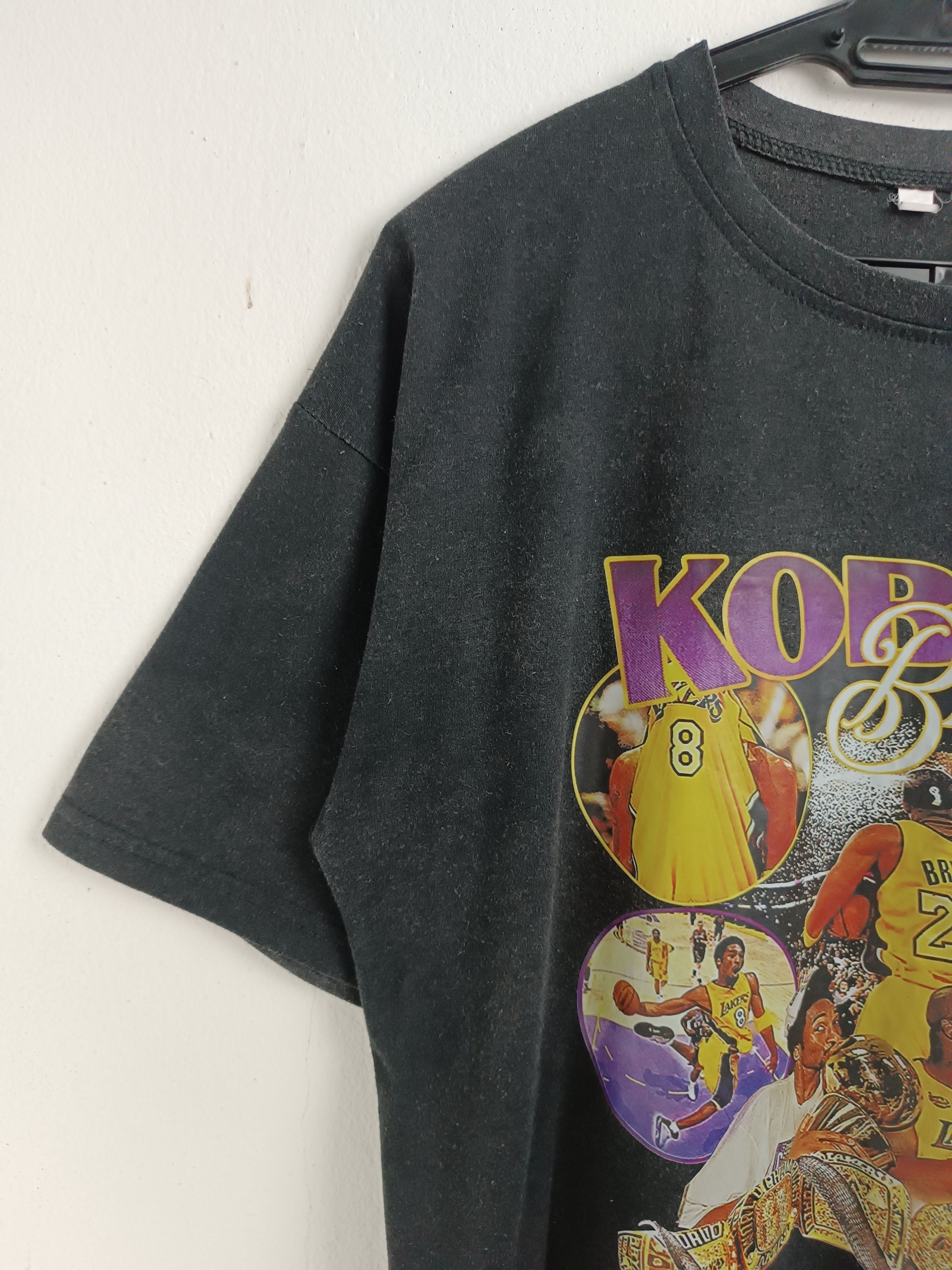 NBA VINTAGE KOBE BRYANT LAKERS RIP FADED TEE SHAQ LEBRON Size US M / EU 48-50 / 2 - 5 Thumbnail