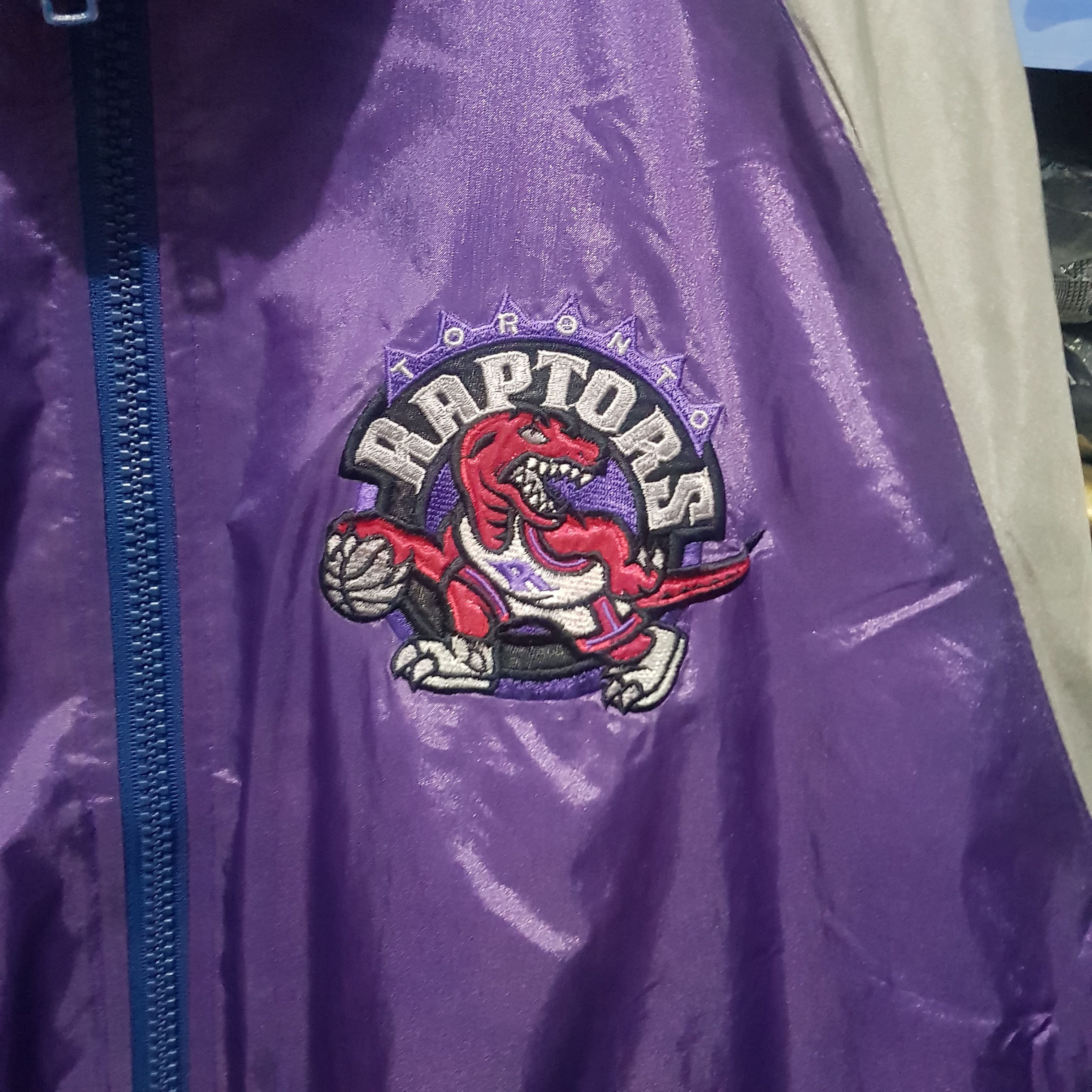 NBA × Pro Player × Vintage Vintage pro player Toronto Raptors jacket Size US XL / EU 56 / 4 - 7 Thumbnail