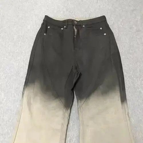 Jean vintage ombre wash micro-flare jeans Size US 32 / EU 48 - 6 Thumbnail
