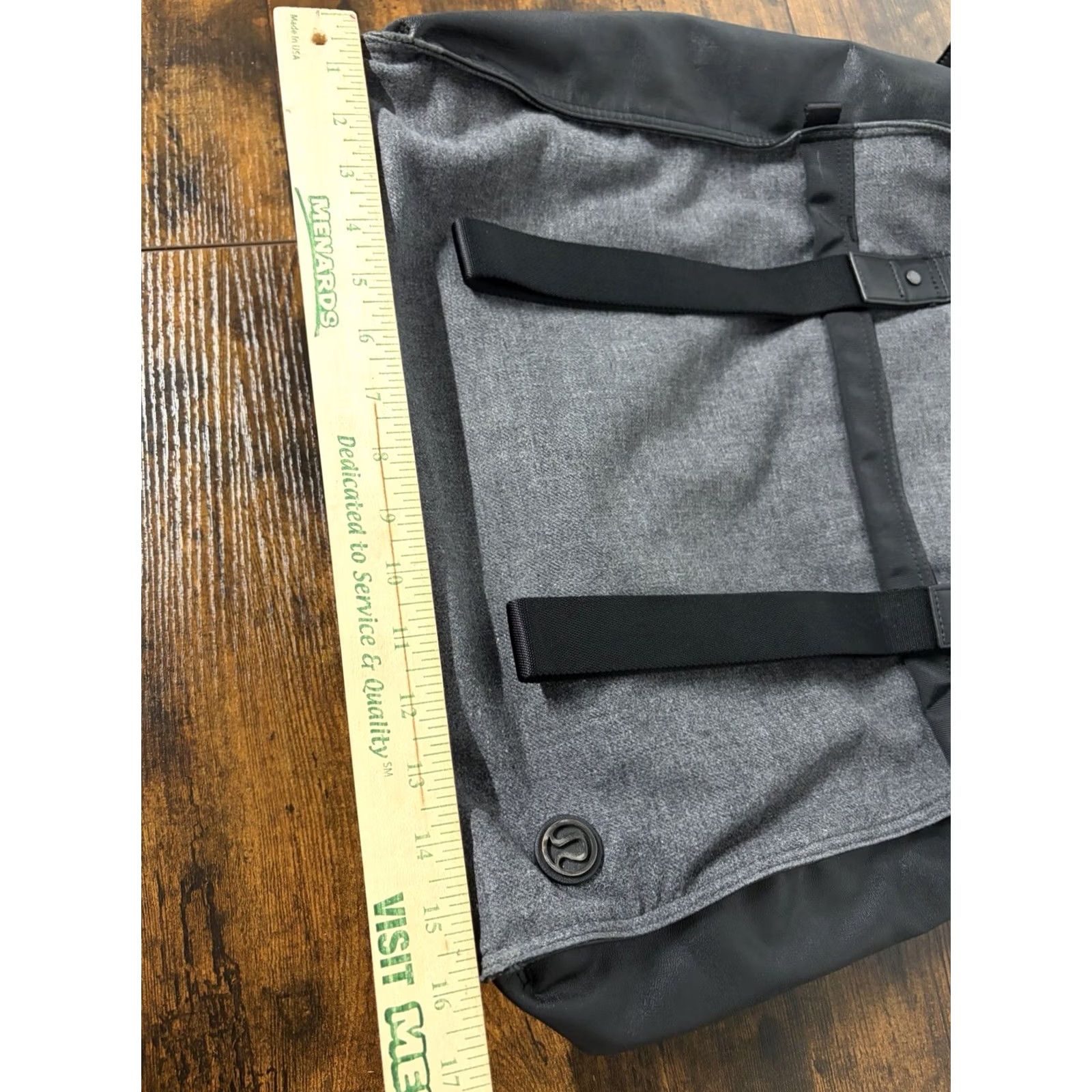 dimensions north face surge backpack The Surge, One Size, Meld Grey Dark Heather/TNF Black : Electronics office compartment for your trilhas e hiking Best Ski Backpacks of Color:Chroma Purple Light Heather / Hushed Lavender