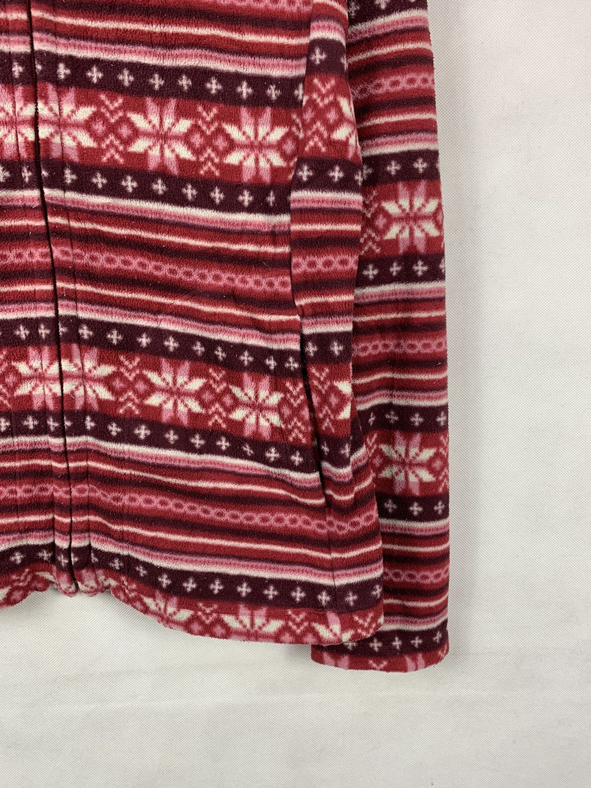 Japanese Brand × Uniqlo Steals! Uniqlo Printed Fleece Christmas Zipper Jacket Size US M / EU 48-50 / 2 - 4 Thumbnail