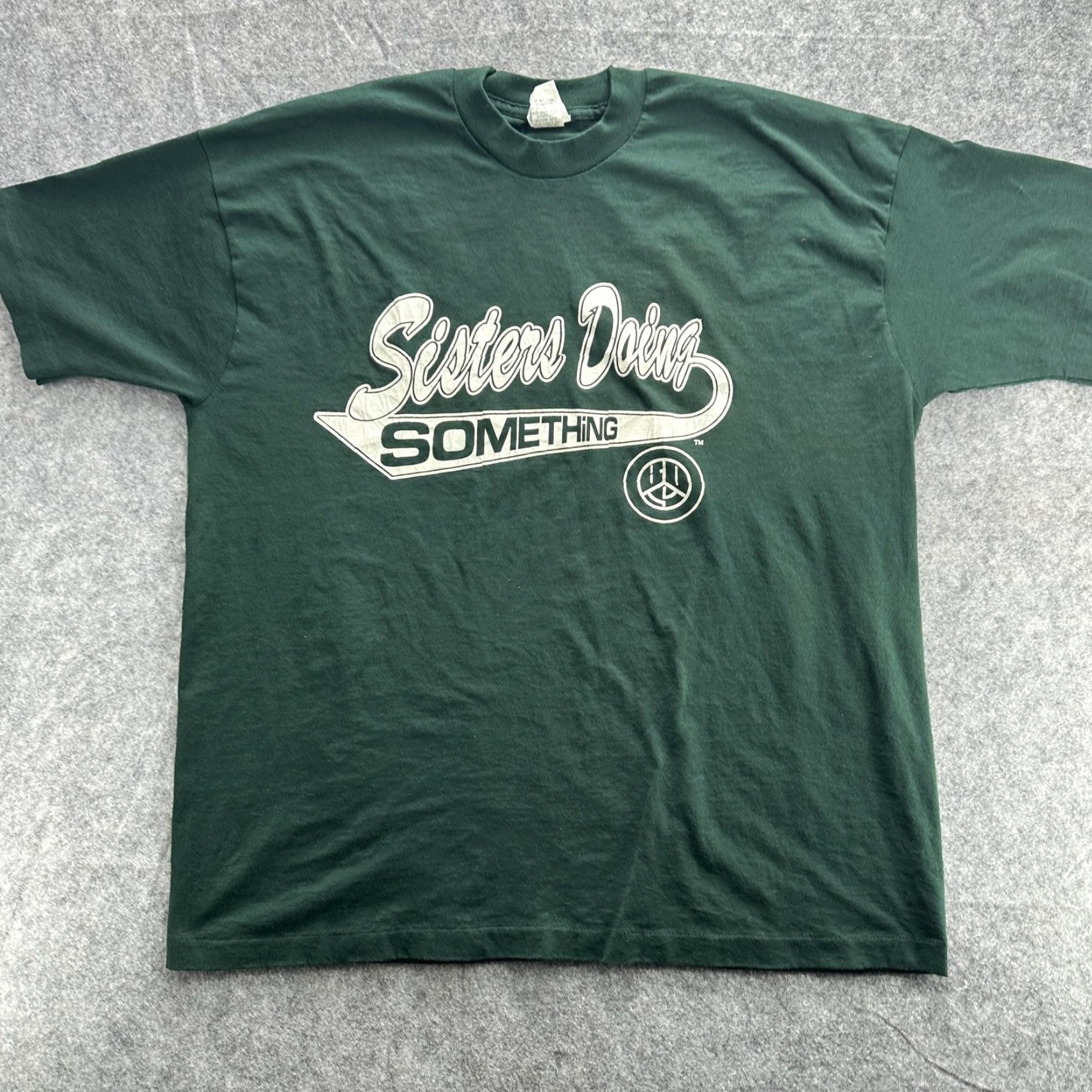 Vintage VINTAGE Sisters Doing Something Shirt Mens 2XL Green 90s Graphic BDS Brothers USA Shirt Mens 2XL Size US XXL / EU 58 / 5 - 2 Thumbnail
