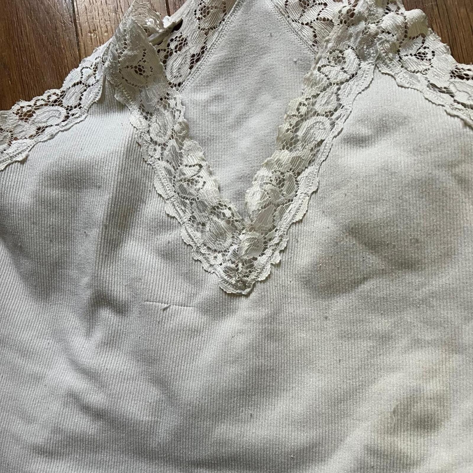 Other White lace trim cami top with adjustable straps Size S / US 4 / IT 40 - 7 Thumbnail