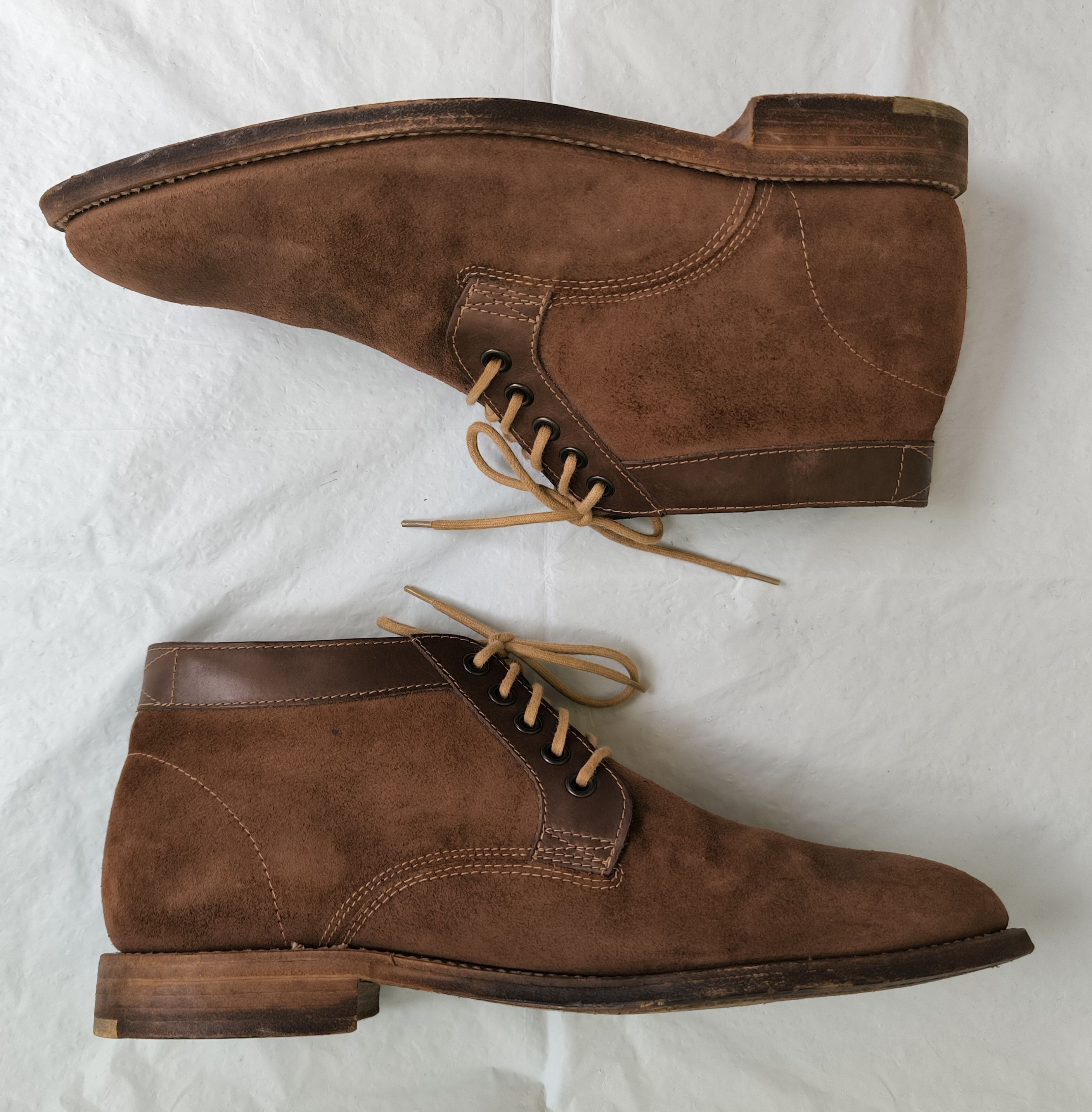 Charles Tyrwhitt CHARLES TYRWHITT suede chukka boots Size US 9.5 / EU 42-43 - 2 Thumbnail