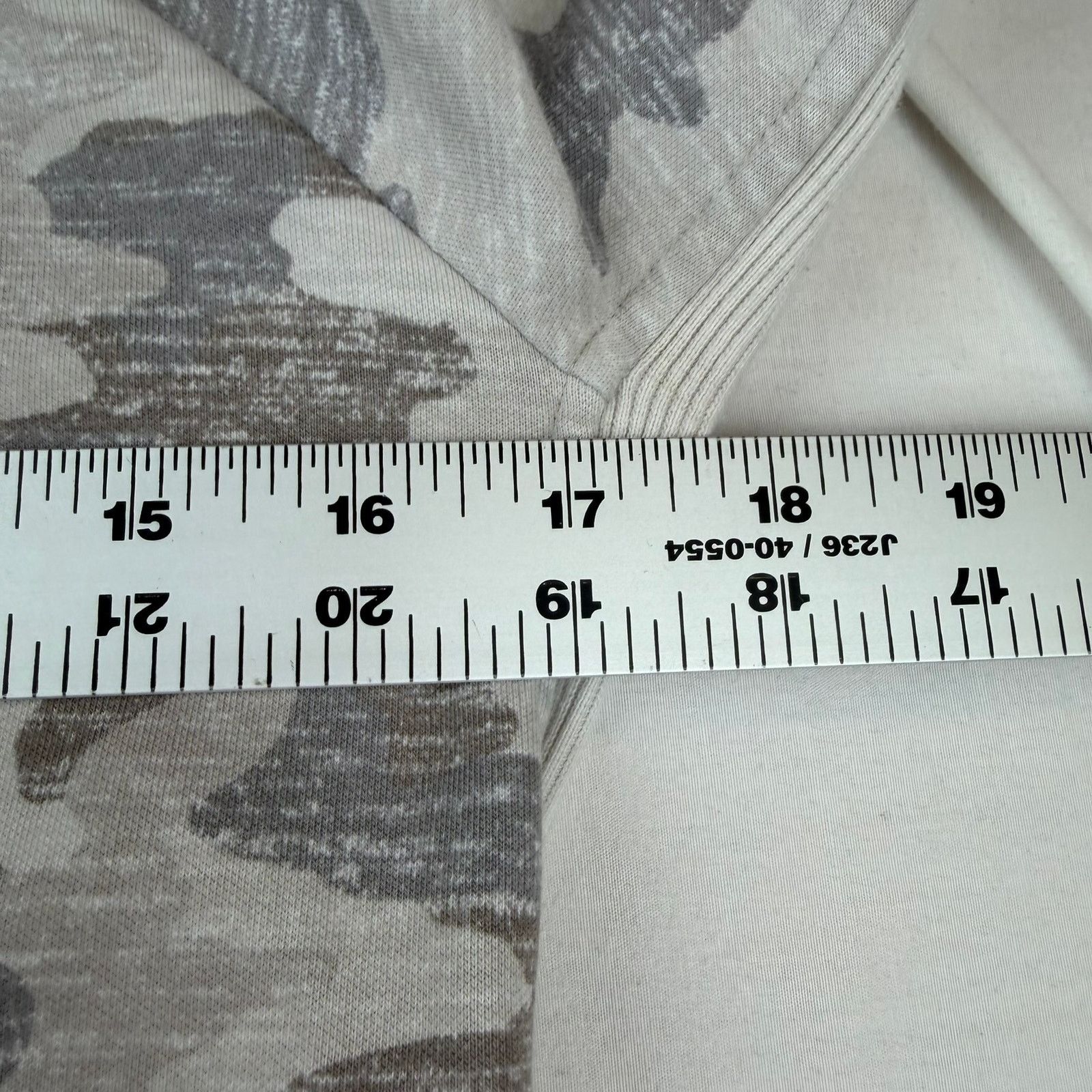 Athleta Athleta Camo Zip Hoodie Small Gray White Size S / US 4 / IT 40 - 5 Thumbnail