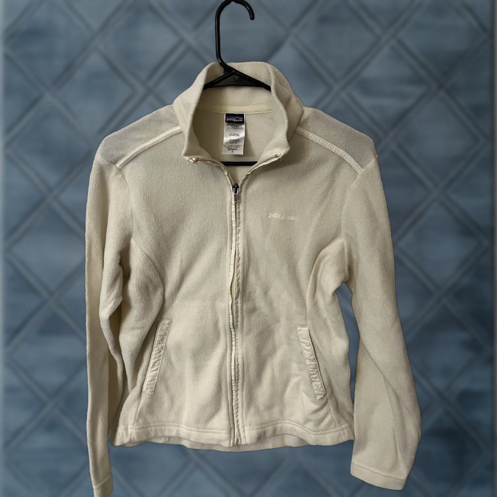 Patagonia Patagonia Fleece Jacket Womens Small Cream Full Zip jacket Womens Small Patagonia Synchilla Windbreaker USA 90s? Size S / US 4 / IT 40 - 1 Thumbnail