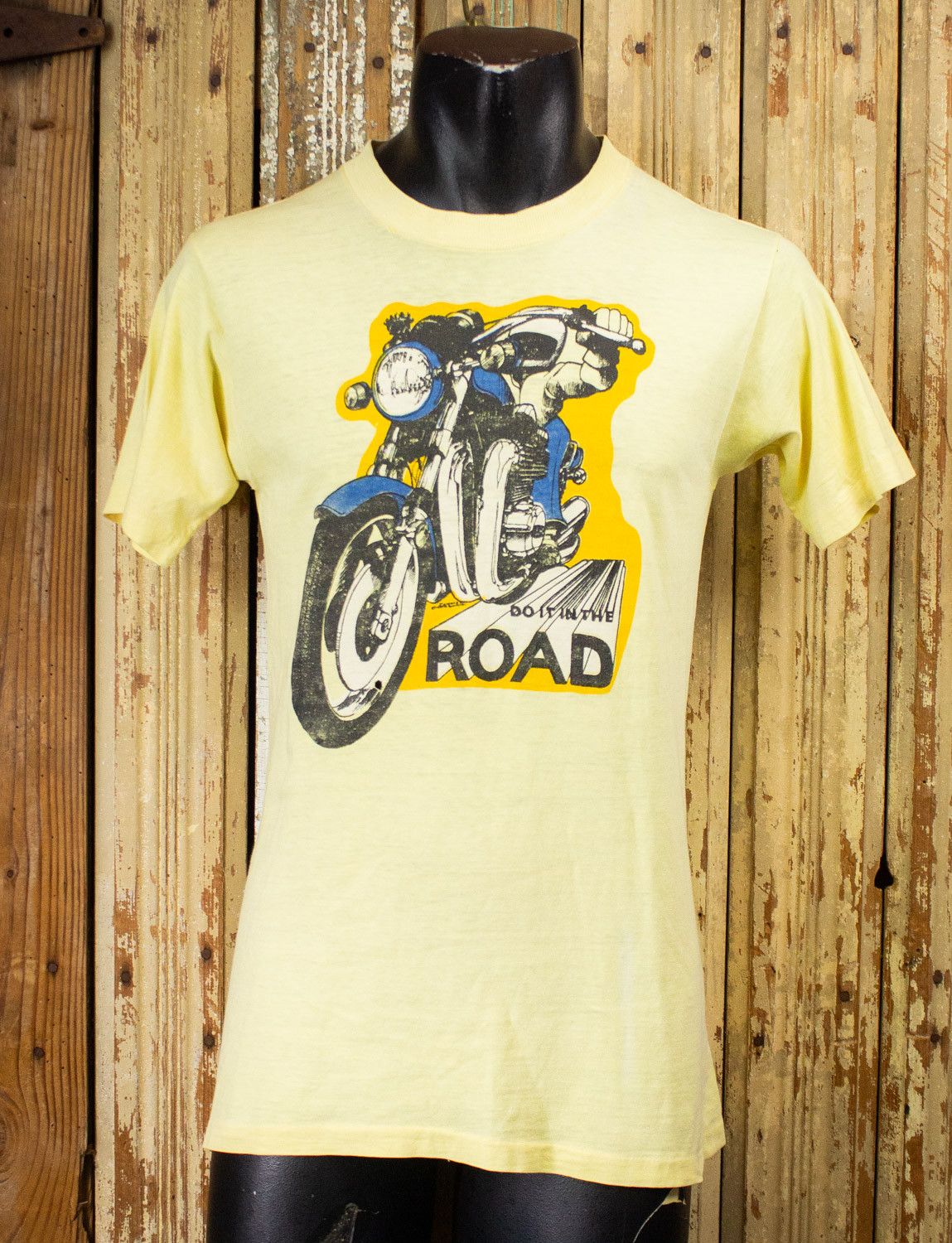 Vintage Vintage Do It In The Road Motorcycle Graphic T Shirt 70s Size US S / EU 44-46 / 1 - 1 Thumbnail