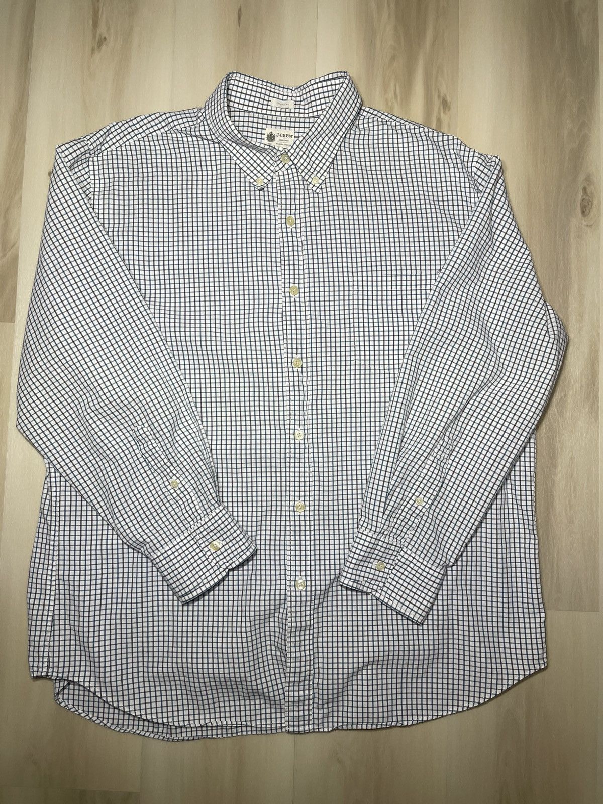 J.Crew J Crew Tailored Fit Gingham Shirt Blue & White Men’s Sz XL Size US XL / EU 56 / 4 - 1 Thumbnail