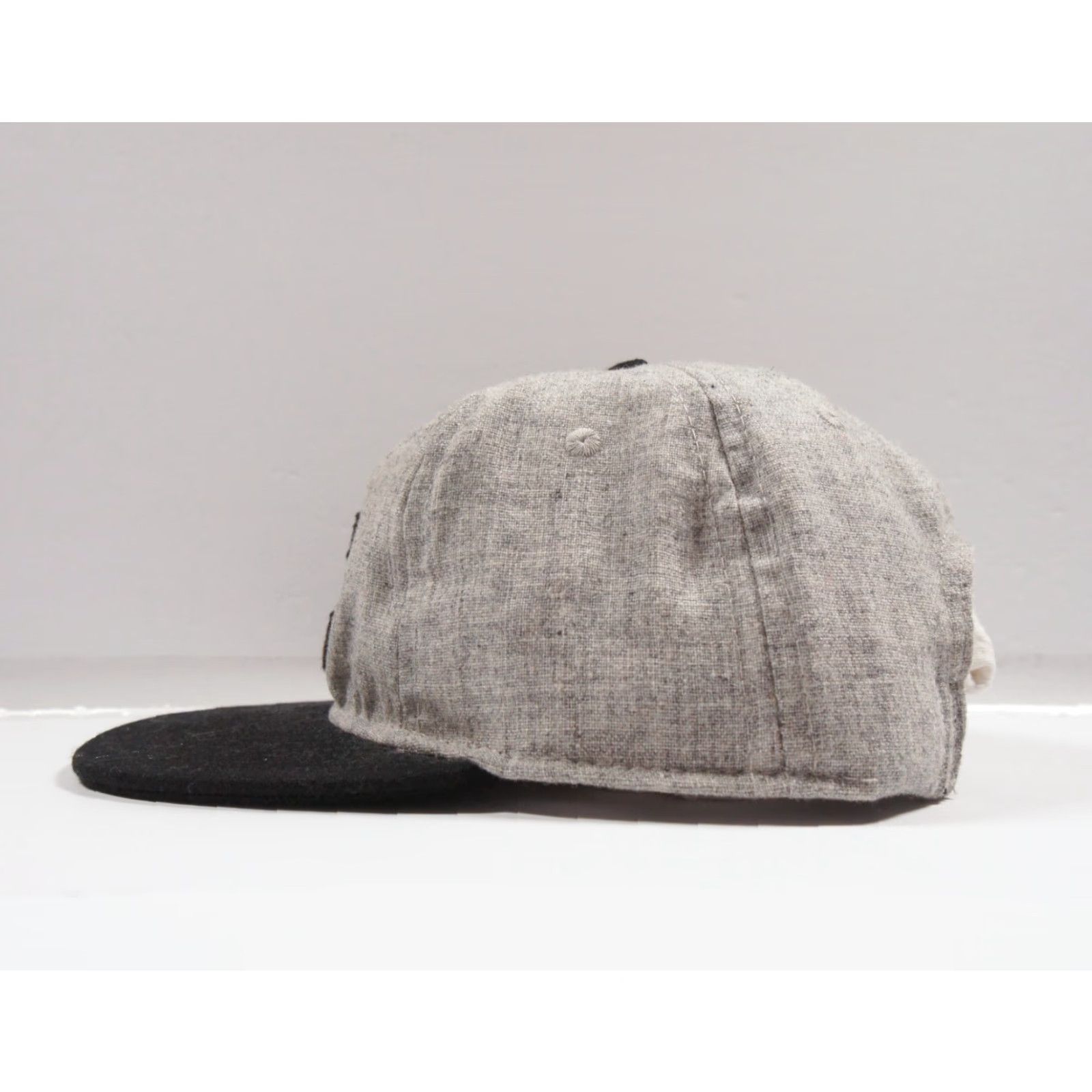 Vintage VINTAGE Ebbets Field Hat Mens One Size Gray Strap Back Adjustable Two Tone SC Cap Adult Size ONE SIZE - 5 Thumbnail