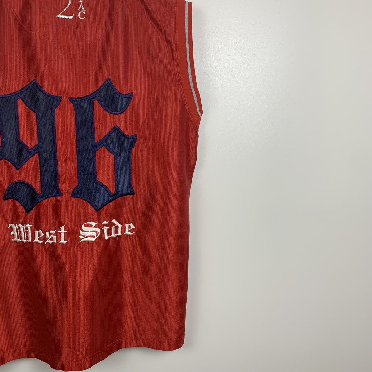 Rap Tees Vintage 90’s 2Pac Band Rap Jersey Tank Top Size L Red Size US L / EU 52-54 / 3 - 11 Thumbnail