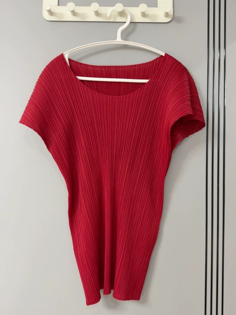 Issey Miyake issey miyake size:3 Red pleated coat Size XXS / US 00 / IT 34 - 1 Thumbnail