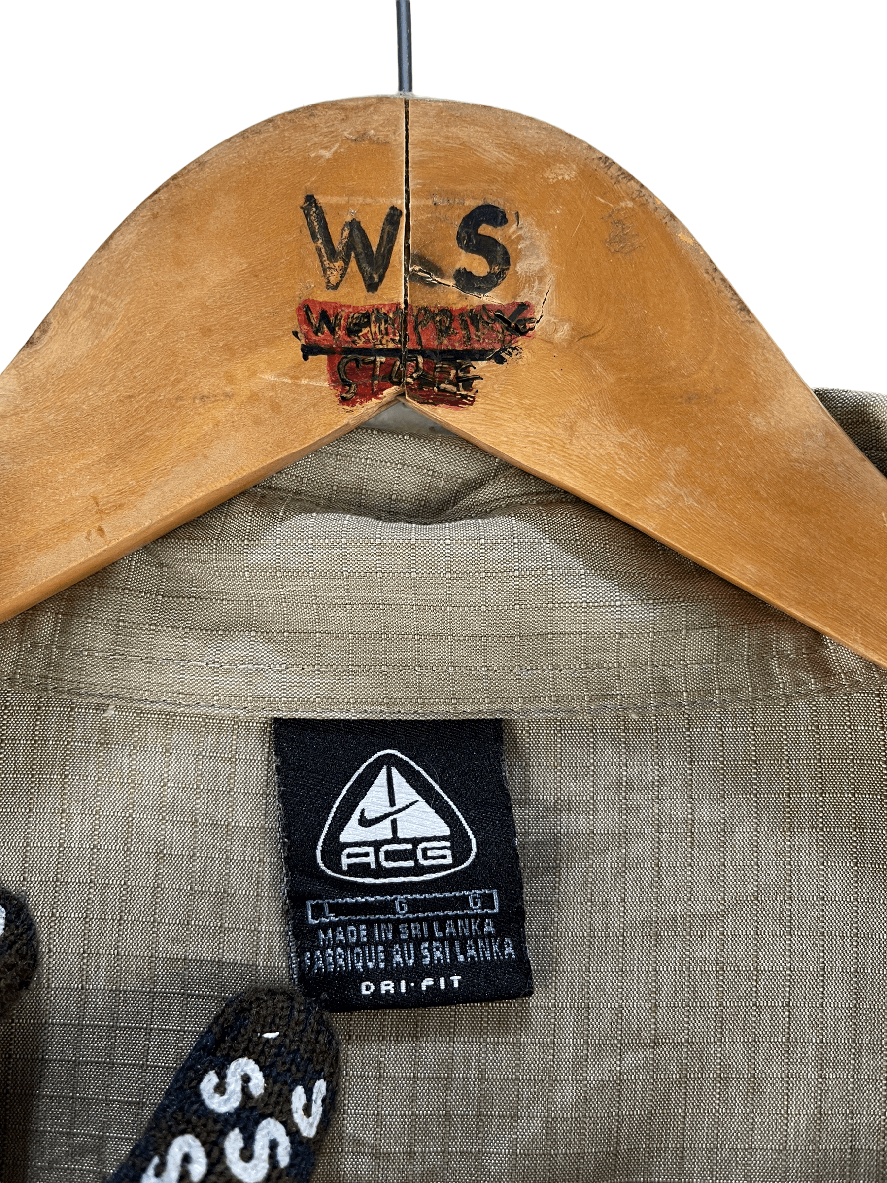 Nike ACG Nike ACG Shirt Size US L / EU 52-54 / 3 - 8 Thumbnail