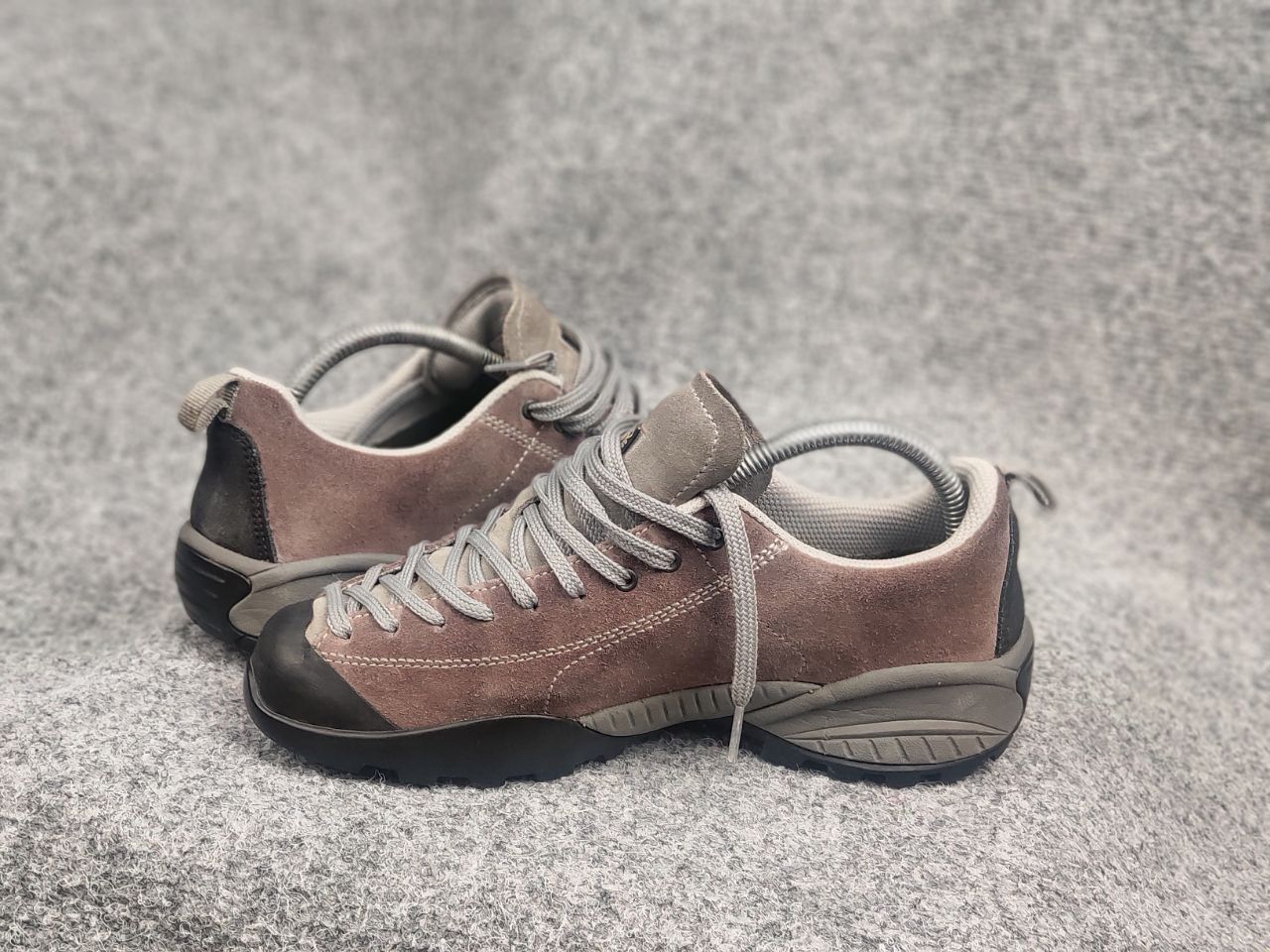 Vibram Scarpa Mojito gore-tex Sneaker Suede Leather Hiking Shoes Size US 7 / IT 37 - 15 Thumbnail
