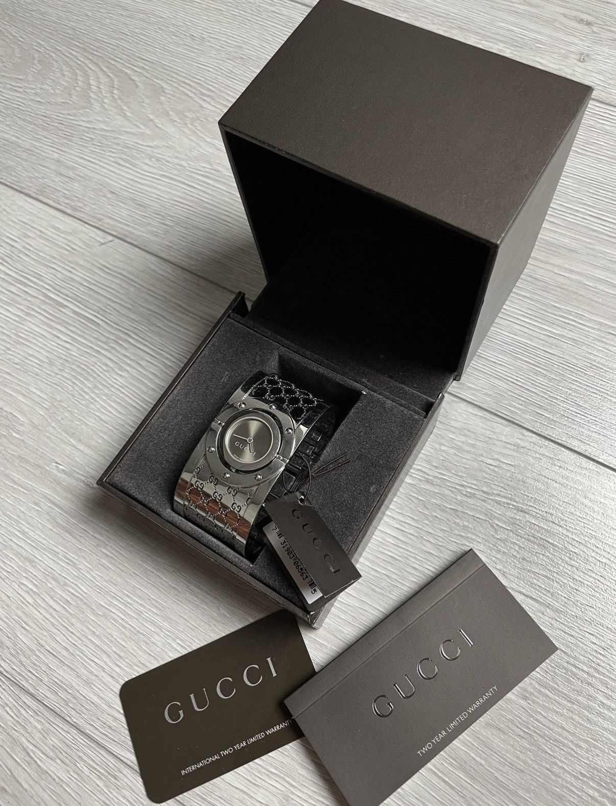 Gucci Gucci Twirl Watch GG Monogram Vintage Size ONE SIZE - 4 Thumbnail
