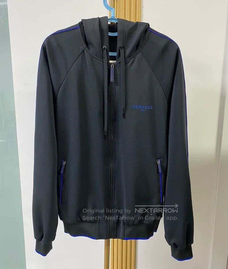 Versace Versace Black hooded cardigan jacket Size L / US 10 / IT 46 - 1 Thumbnail